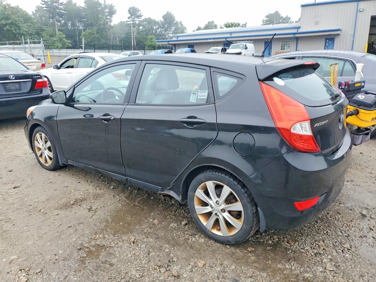 2014 Hyundai Accent Se Черный vin: KMHCU5AE1EU183669
