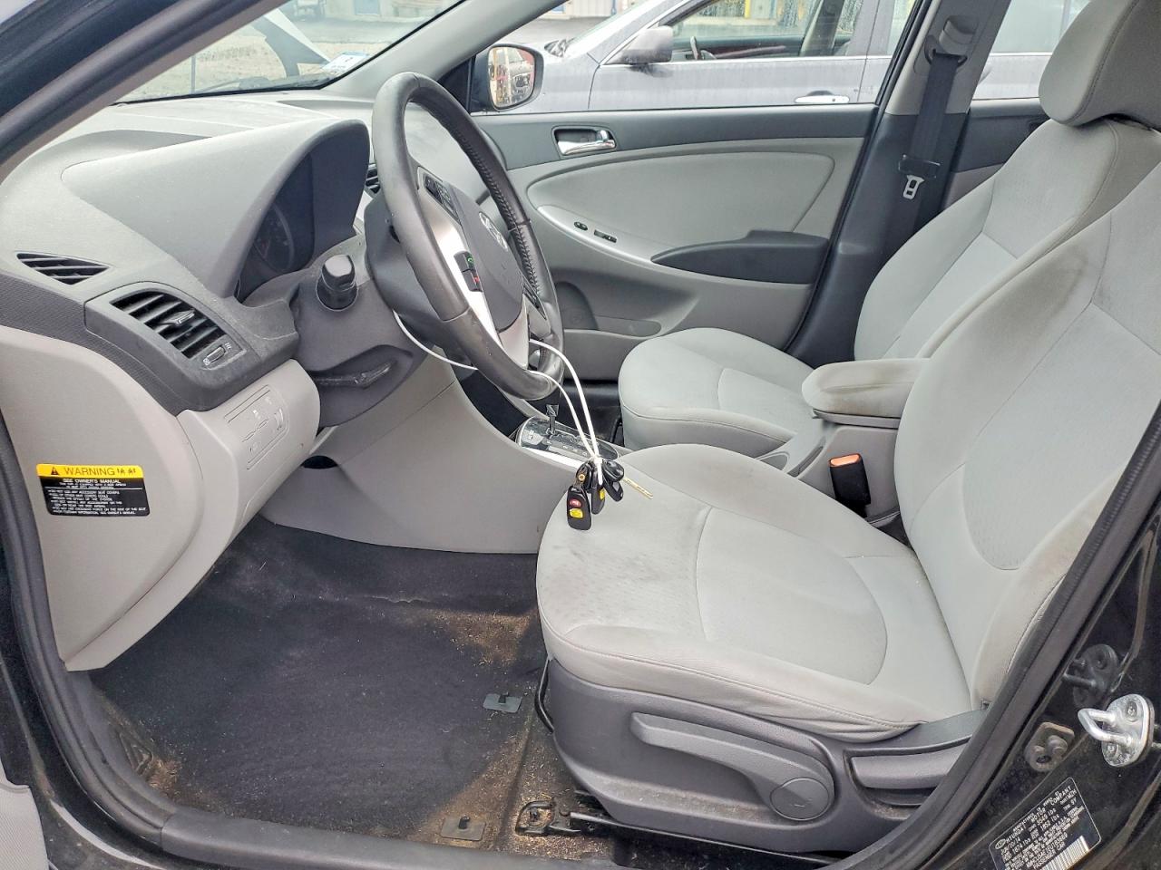 2014 Hyundai Accent Se Черный vin: KMHCU5AE1EU183669