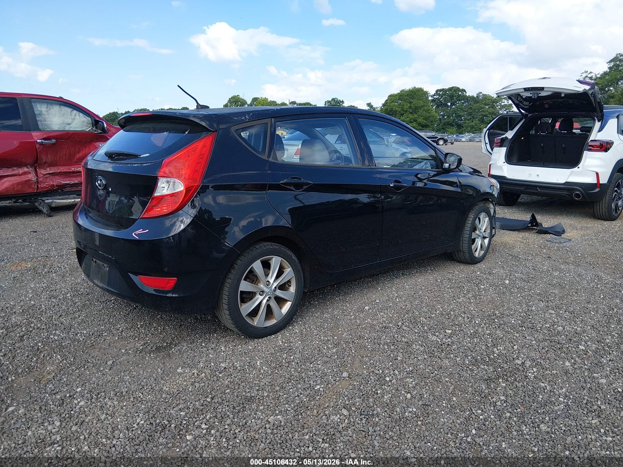 2012 Hyundai Accent Se Black vin: KMHCU5AE2CU005024