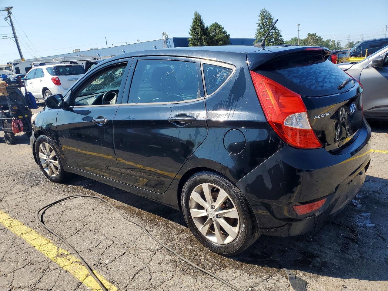 2012 Hyundai Accent Se Черный vin: KMHCU5AE2CU018758