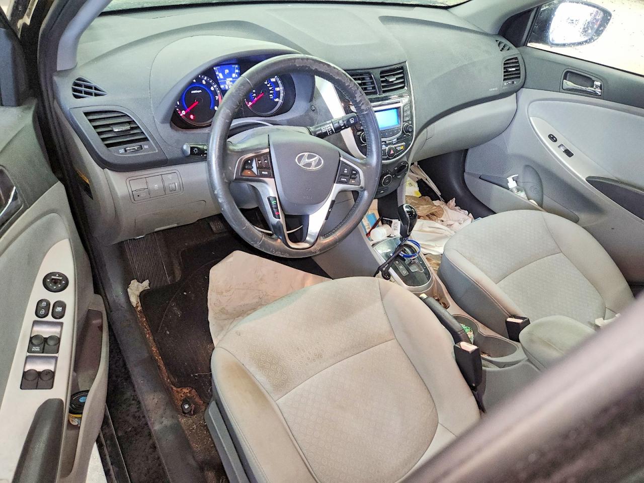 2012 Hyundai Accent Se Black vin: KMHCU5AE2CU031493