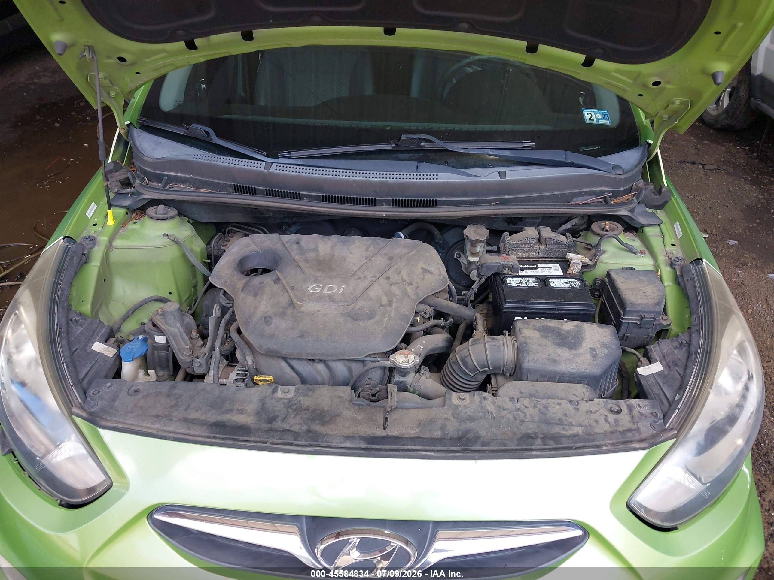 2013 Hyundai Accent Se Green vin: KMHCU5AE2DU074684