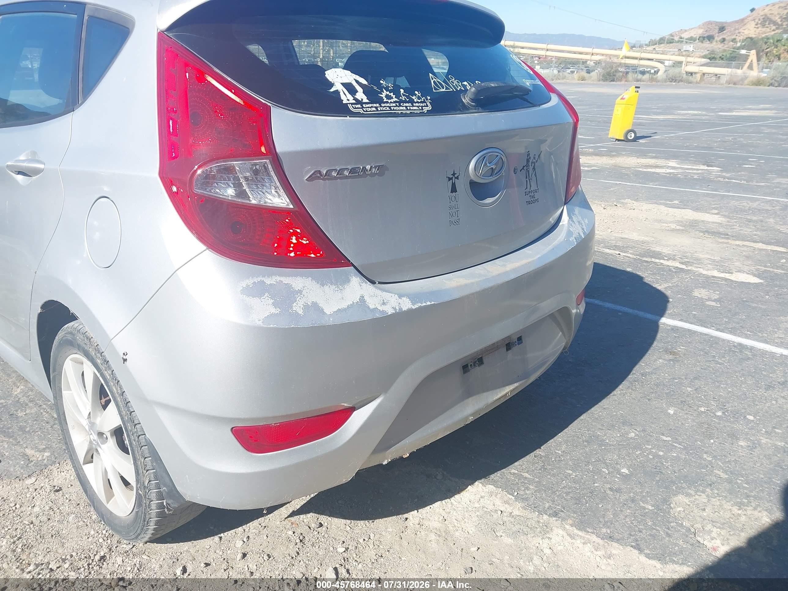 2014 Hyundai Accent Se Silver vin: KMHCU5AE2EU141981