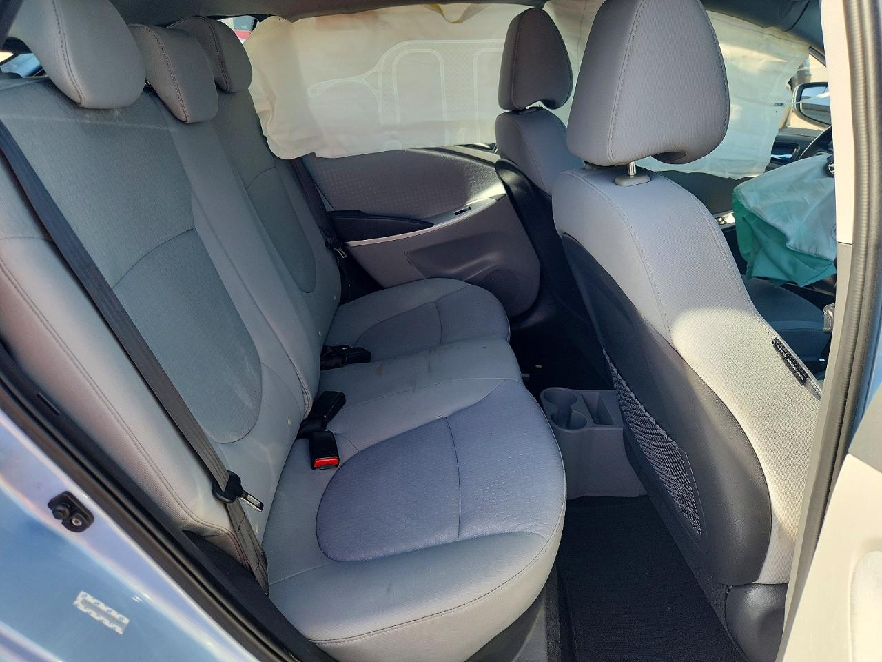 2014 Hyundai Accent Se Blue vin: KMHCU5AE2EU151443