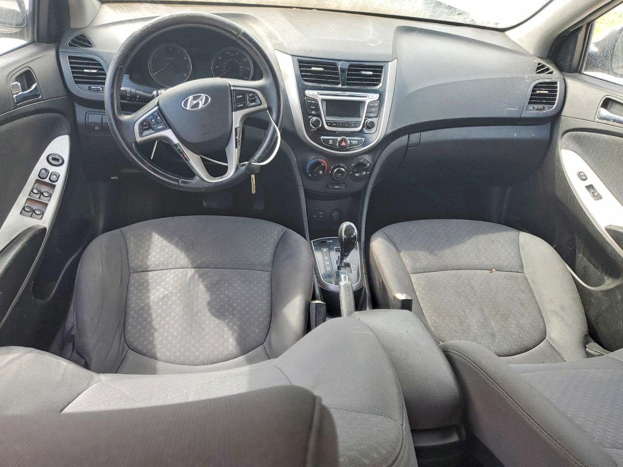 2014 Hyundai Accent Se Gray vin: KMHCU5AE2EU162149