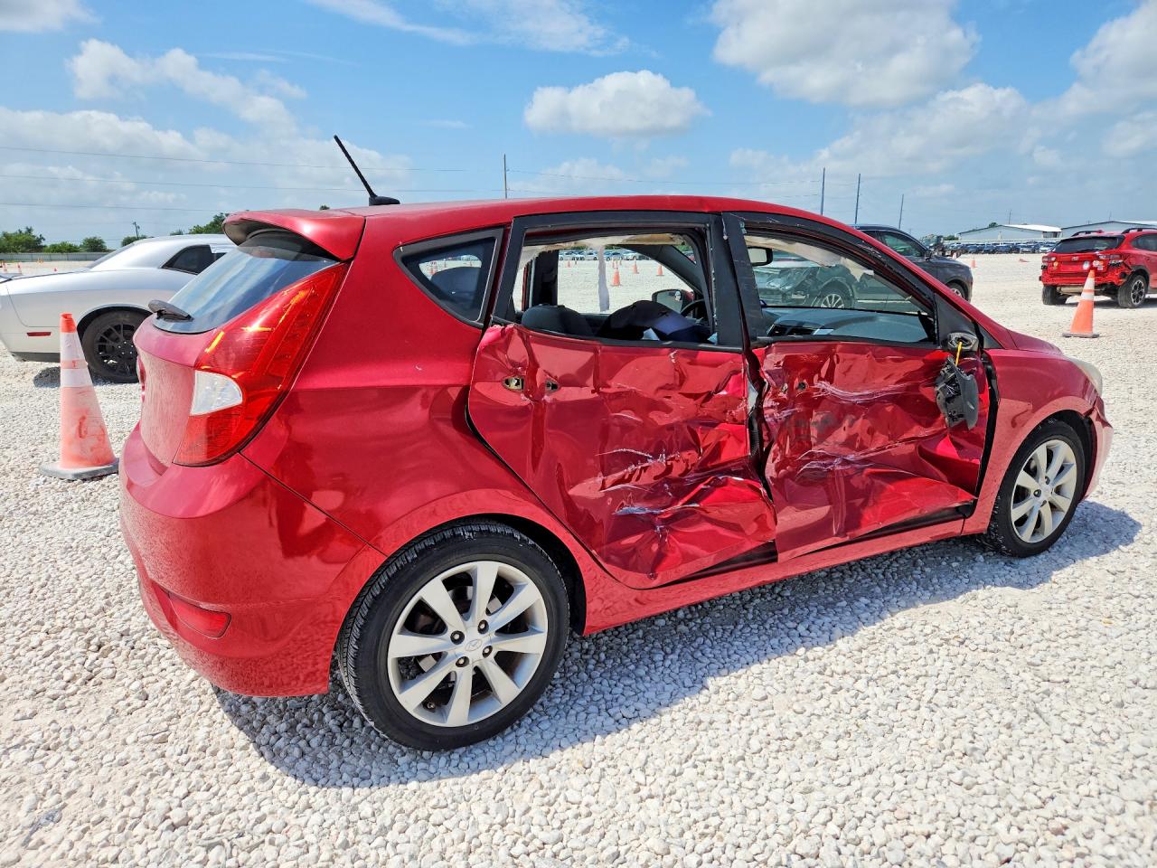 2012 Hyundai Accent Se Red vin: KMHCU5AE3CU013424