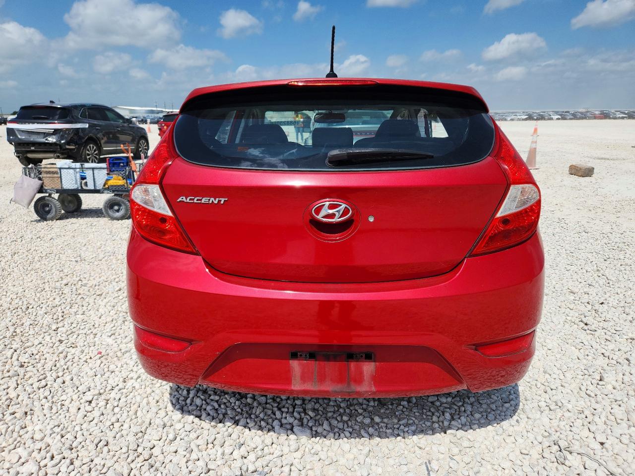 2012 Hyundai Accent Se Red vin: KMHCU5AE3CU013424