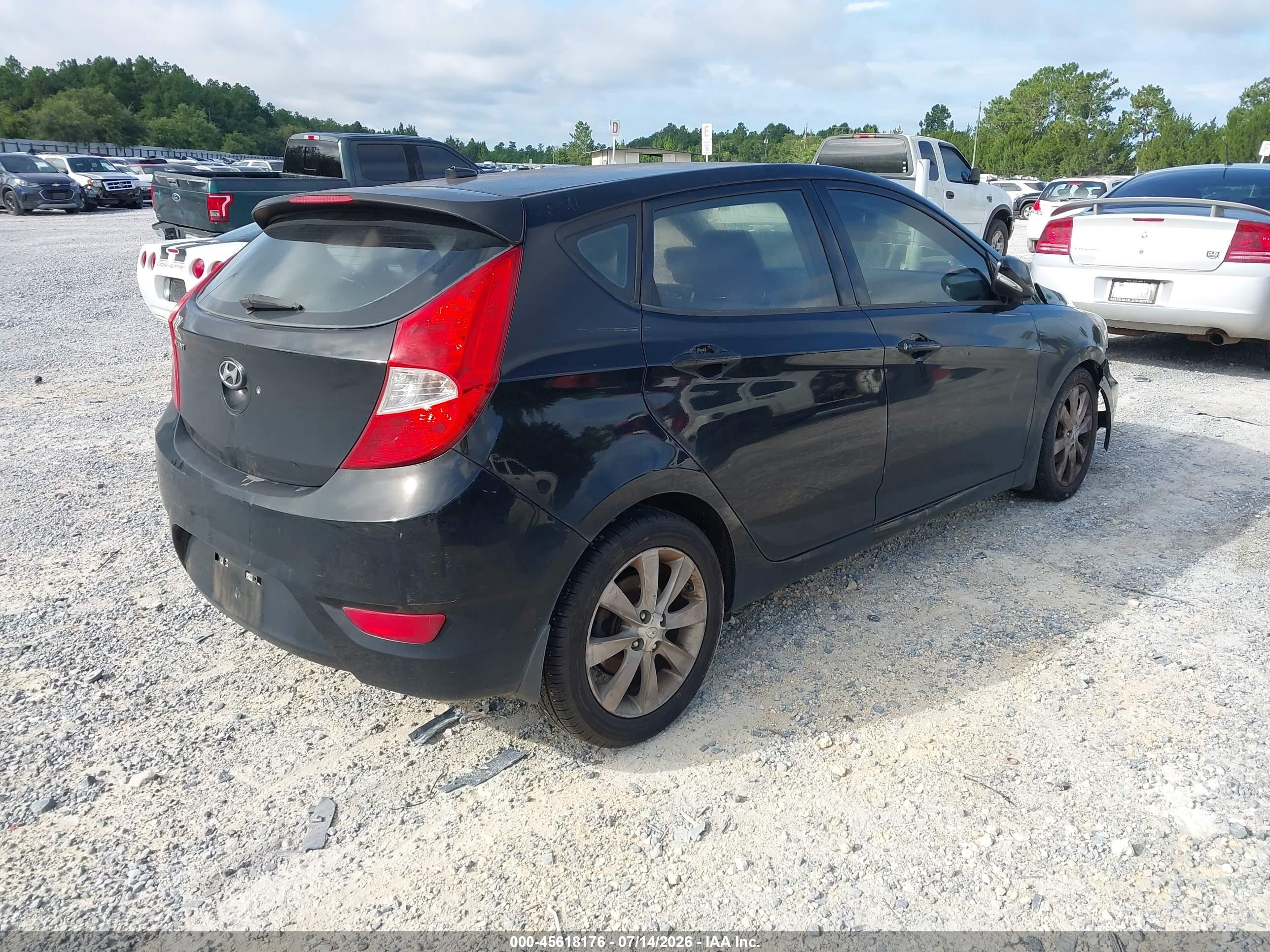 2013 Hyundai Accent Se Black vin: KMHCU5AE3DU077478