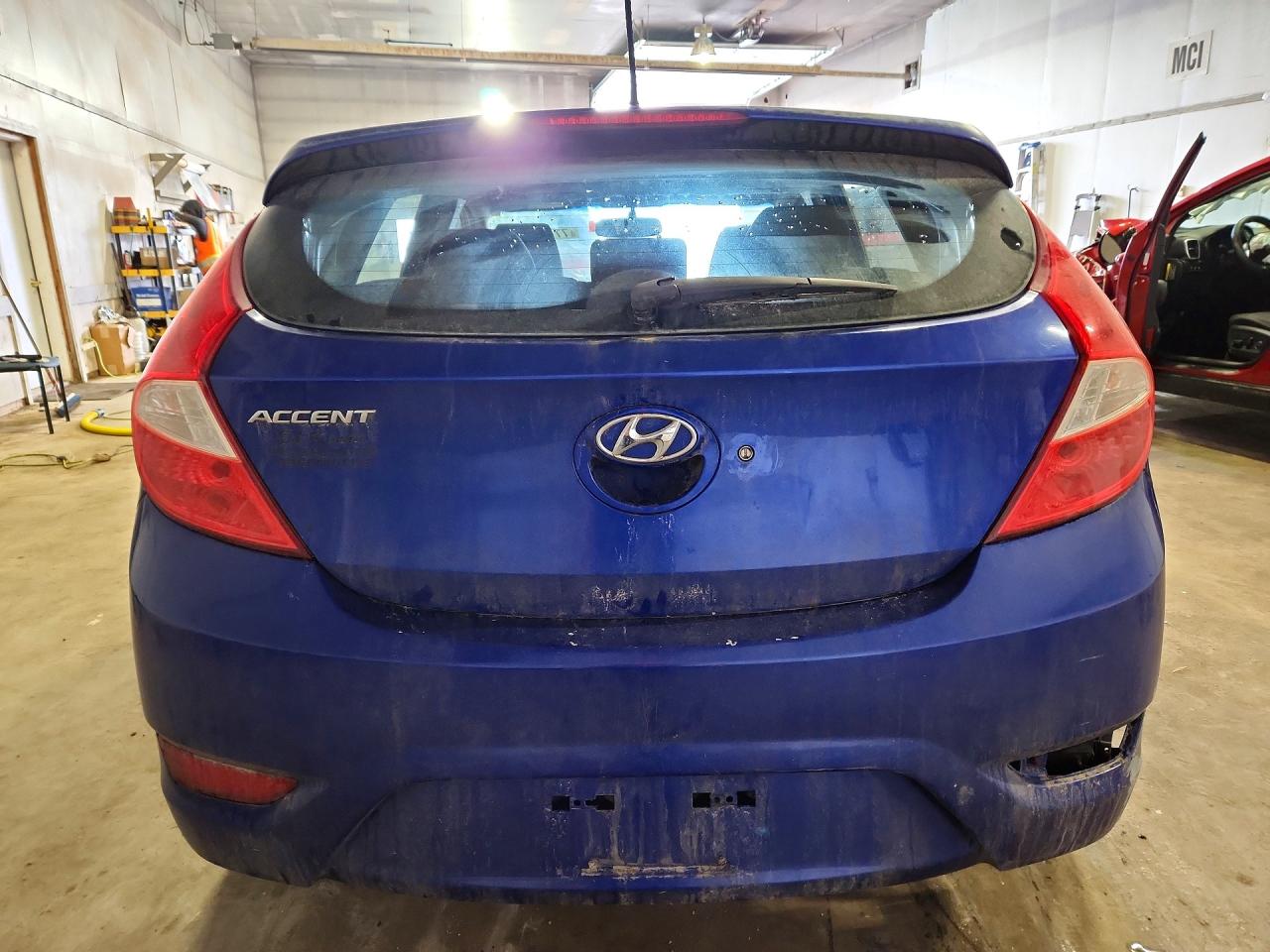 2013 Hyundai Accent Gls Blue vin: KMHCU5AE3DU084978