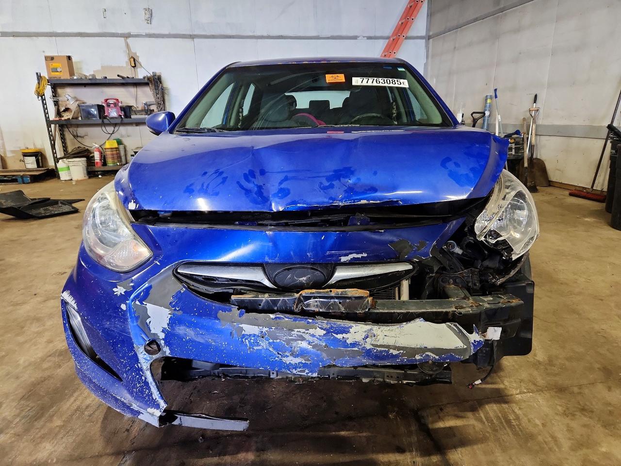 2013 Hyundai Accent Gls Blue vin: KMHCU5AE3DU084978
