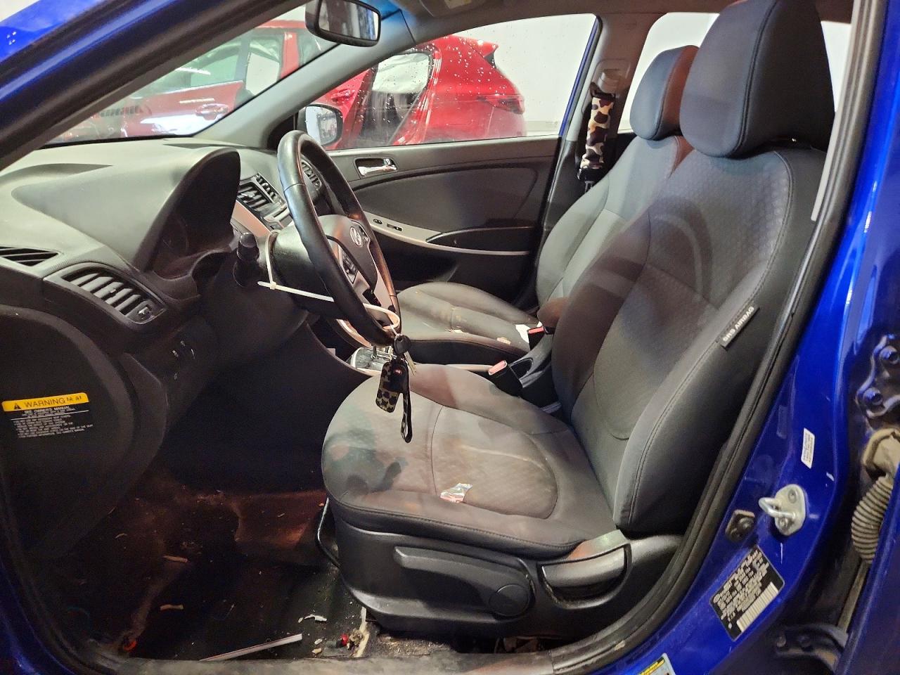2013 Hyundai Accent Gls Blue vin: KMHCU5AE3DU084978