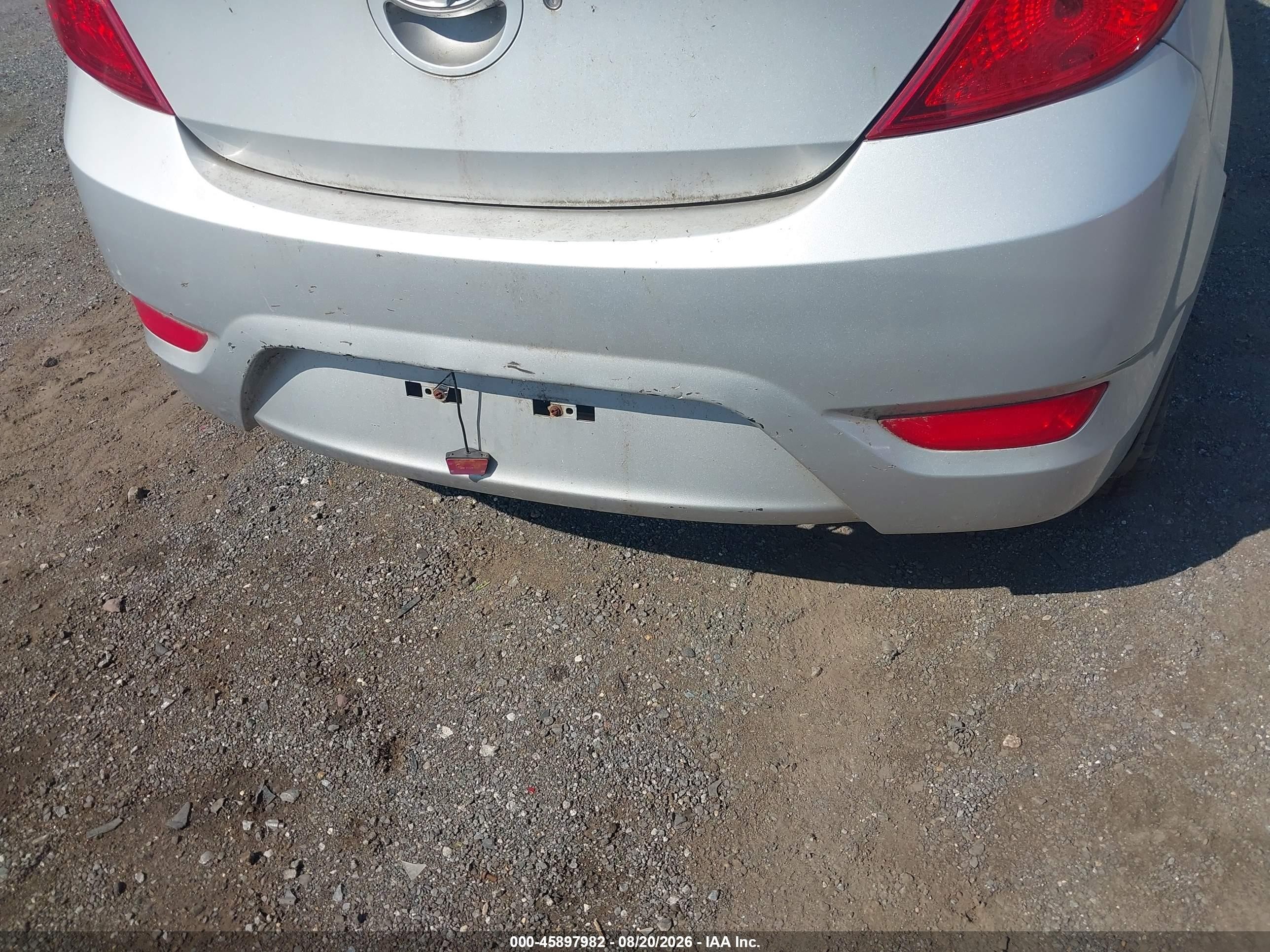 2013 Hyundai Accent Se Silver vin: KMHCU5AE3DU092899