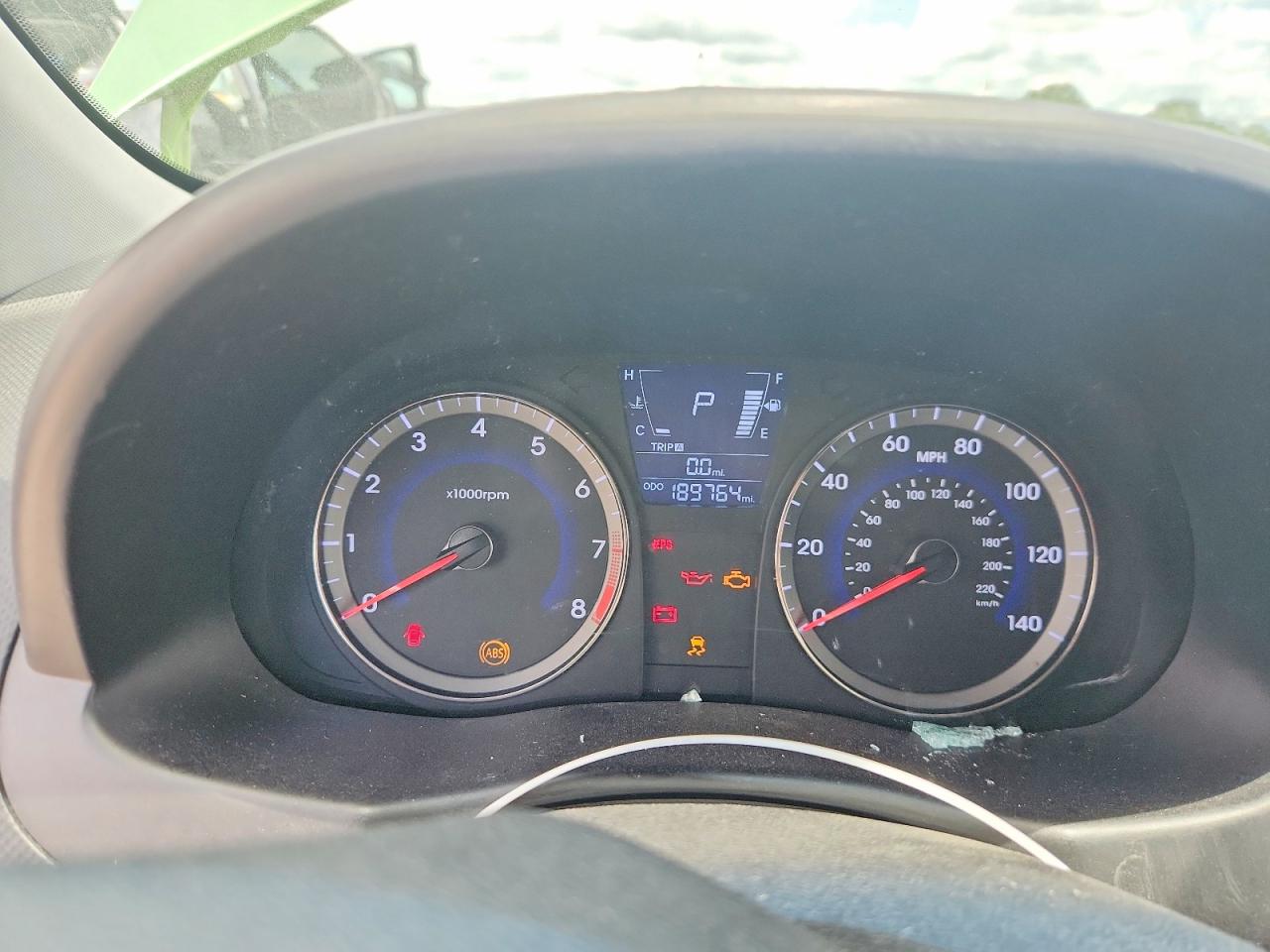 2013 Hyundai Accent Se Green vin: KMHCU5AE3DU119826