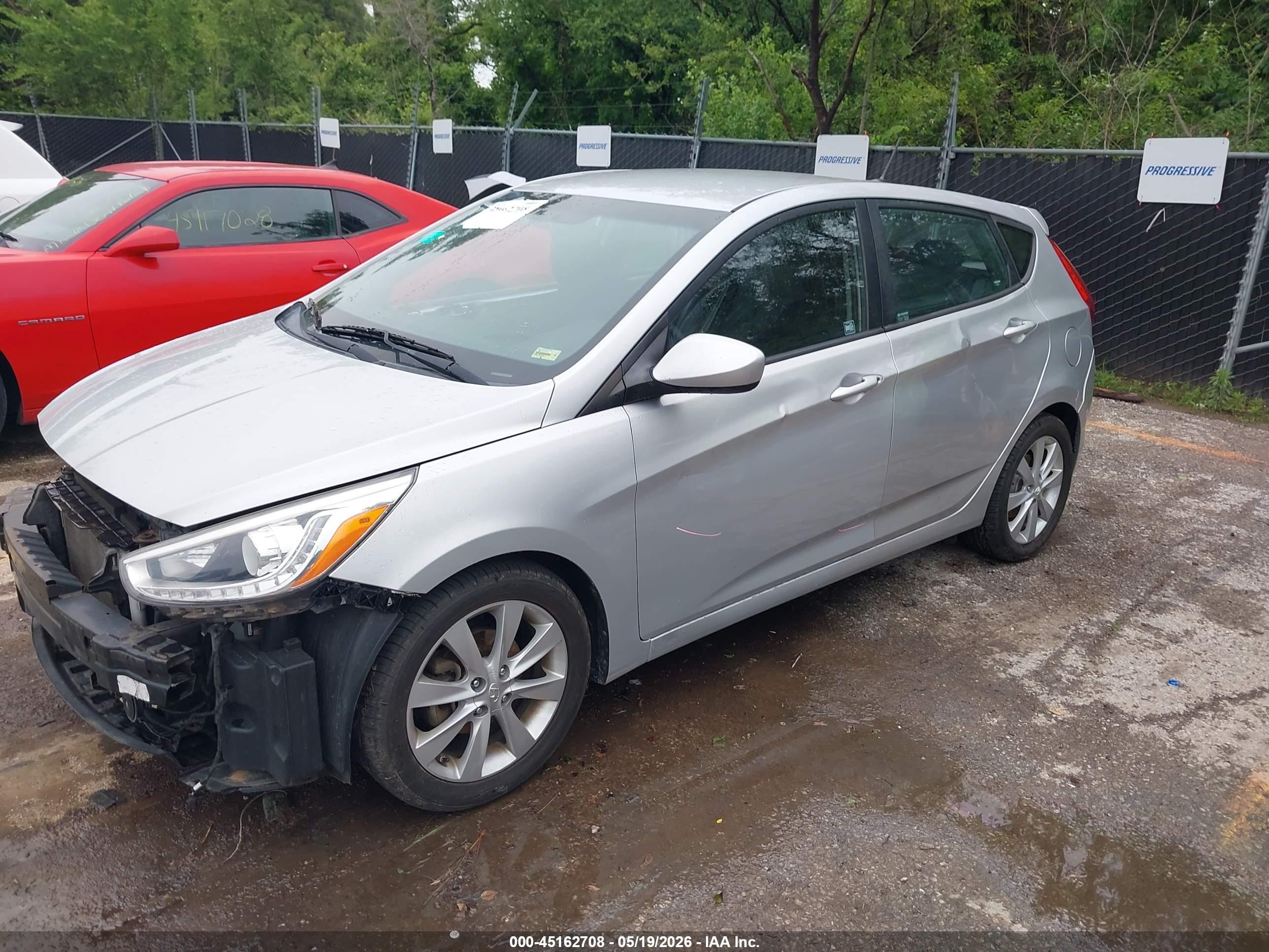 2014 Hyundai Accent Se Silver vin: KMHCU5AE3EU173970