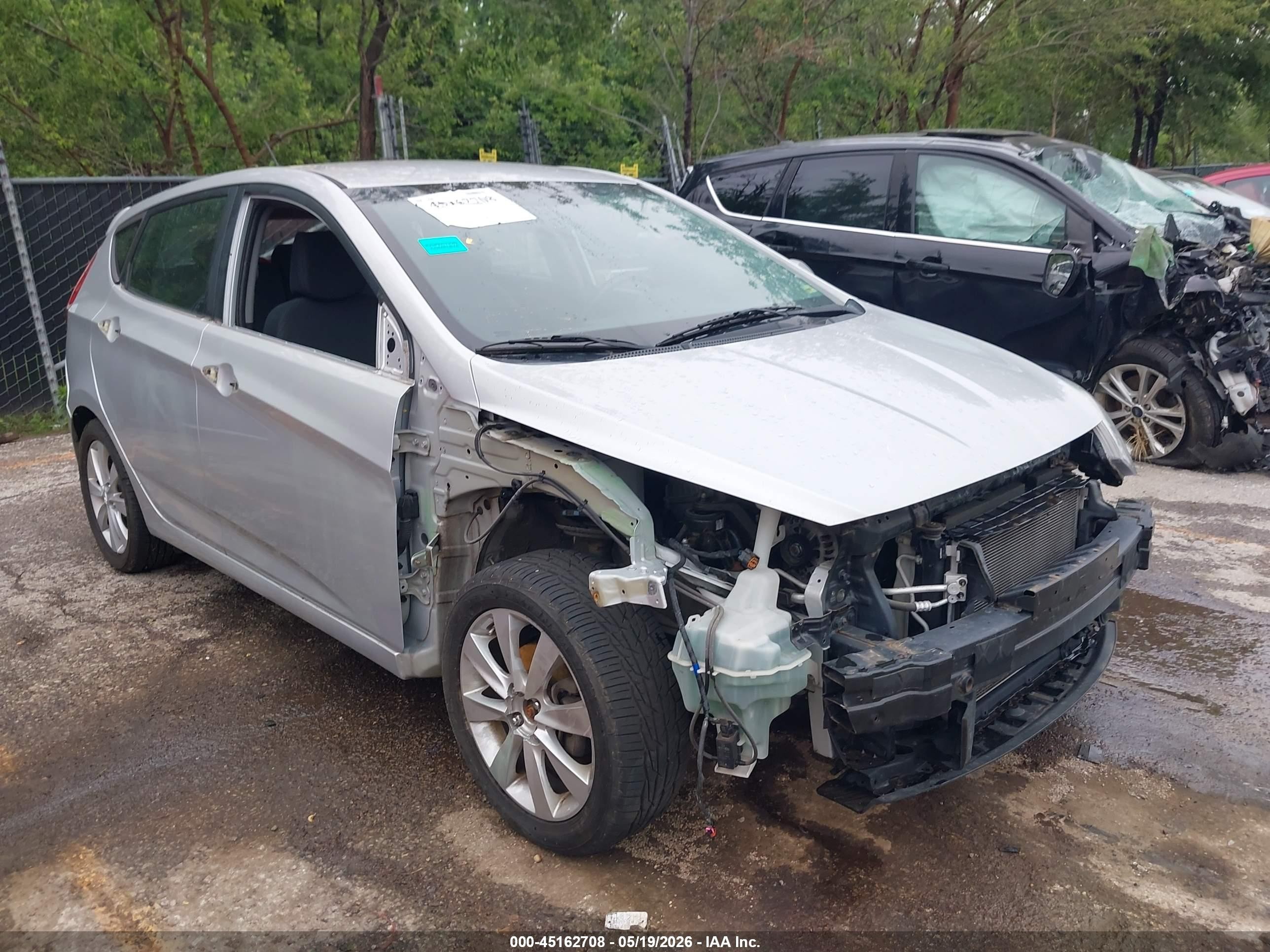 2014 Hyundai Accent Se Silver vin: KMHCU5AE3EU173970