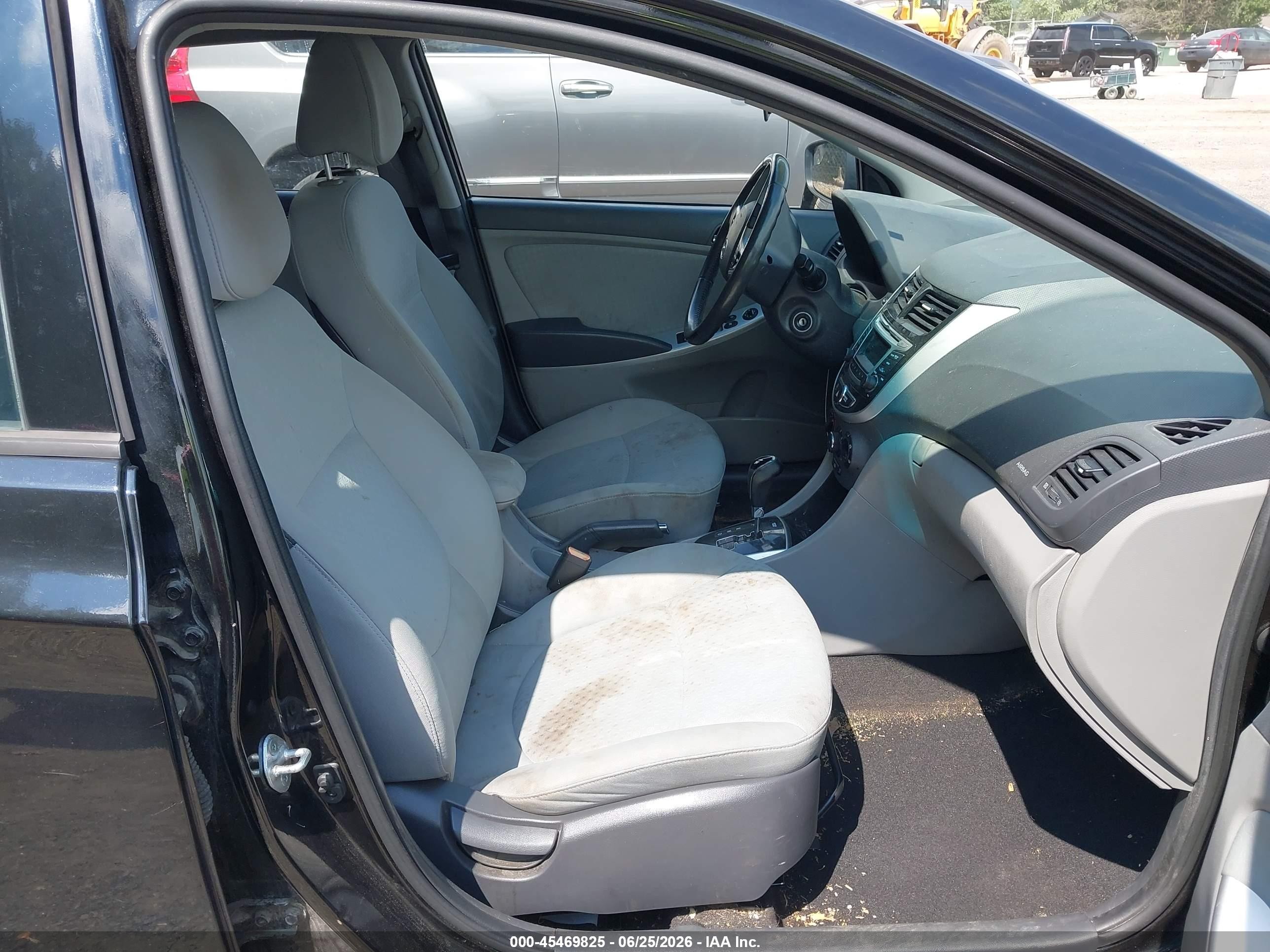 2014 Hyundai Accent Se Black vin: KMHCU5AE3EU178666