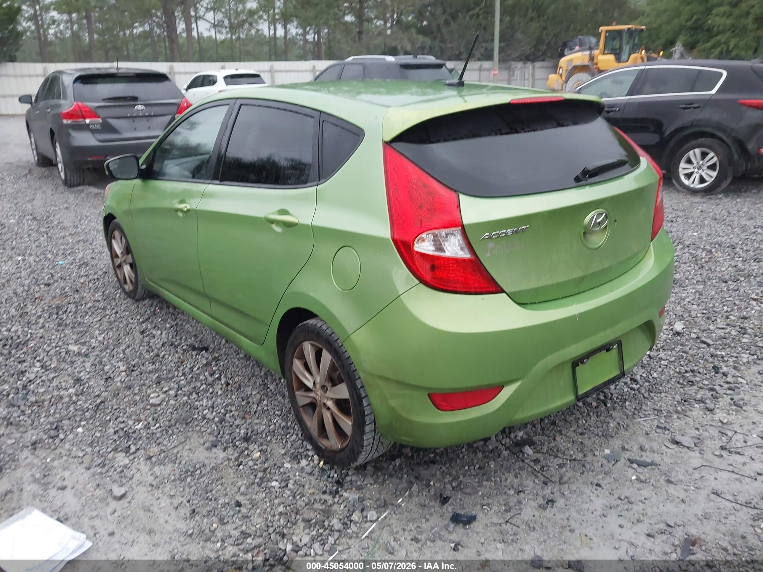 2014 Hyundai Accent Se Green vin: KMHCU5AE3EU182104