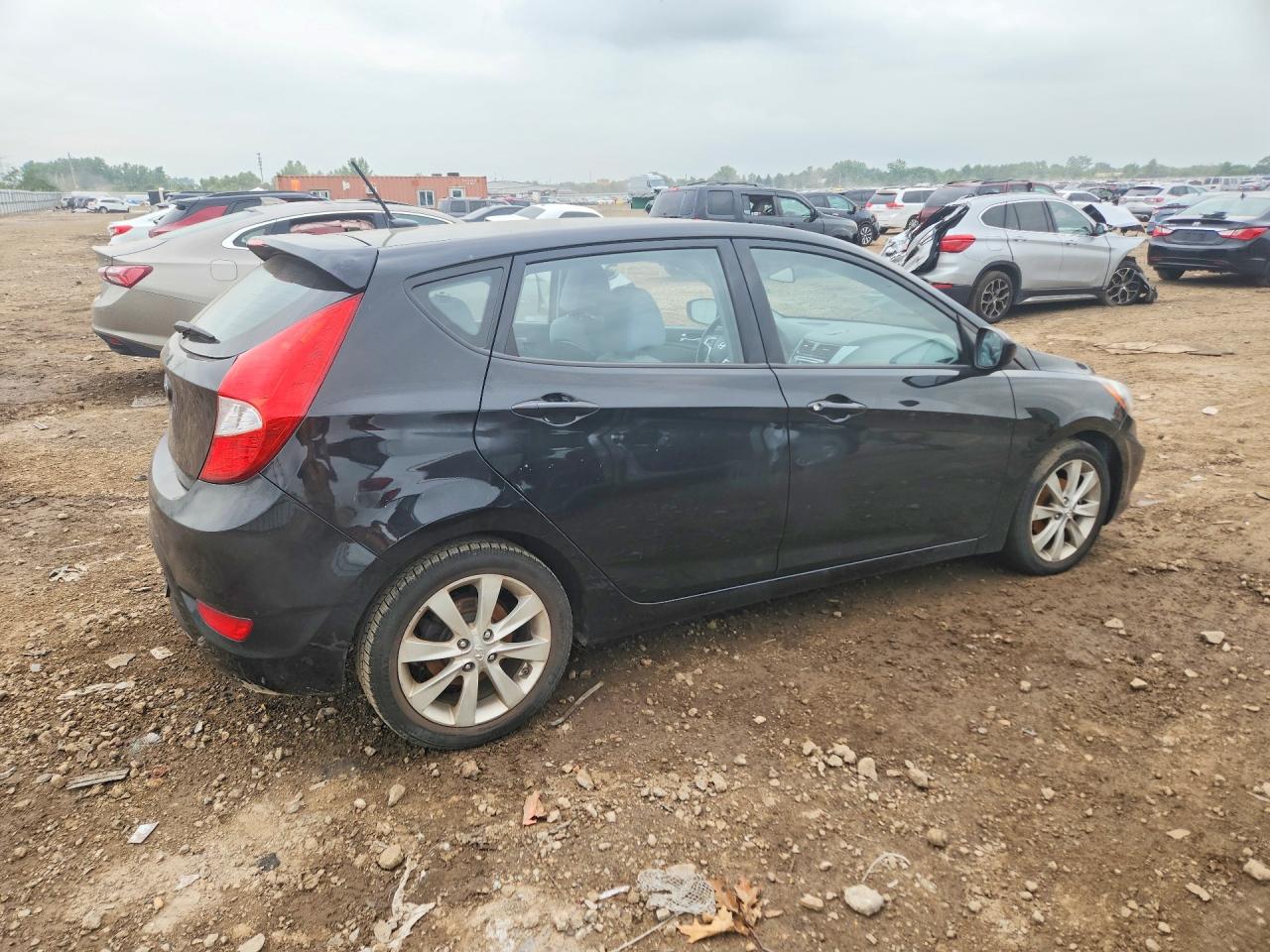 2012 Hyundai Accent Se Black vin: KMHCU5AE4CU008880