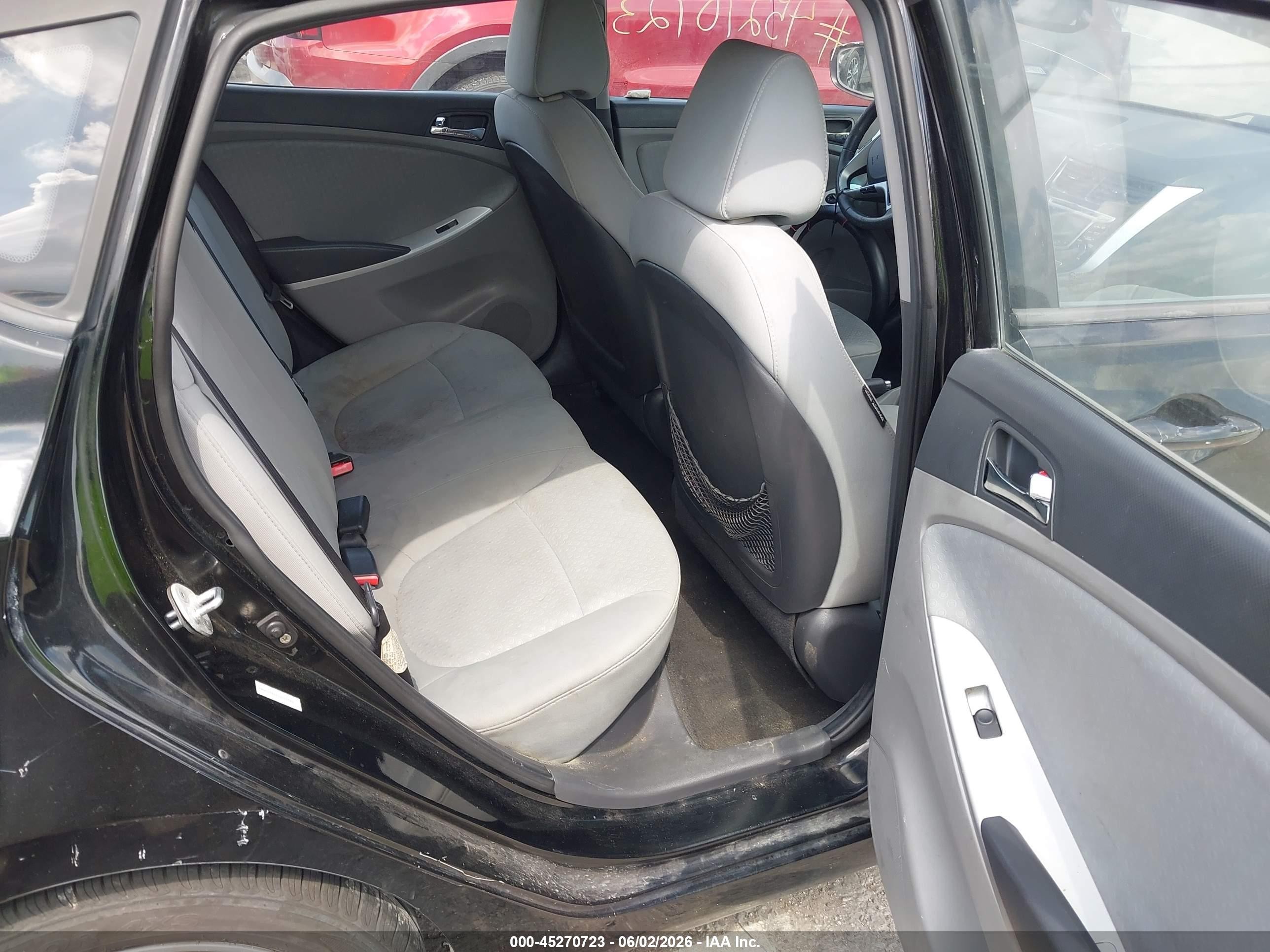 2012 Hyundai Accent Se Black vin: KMHCU5AE4CU022584