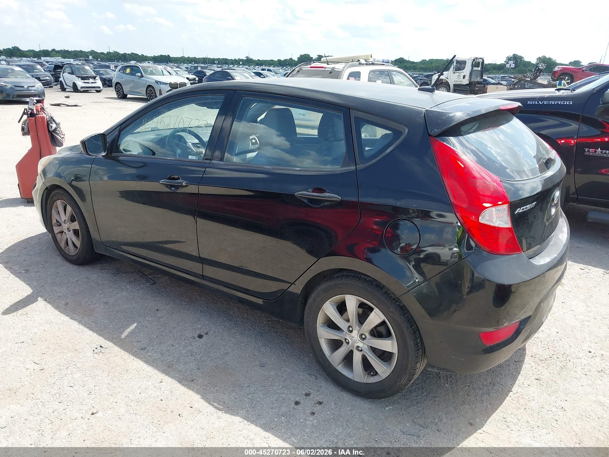 2012 Hyundai Accent Se Black vin: KMHCU5AE4CU022584