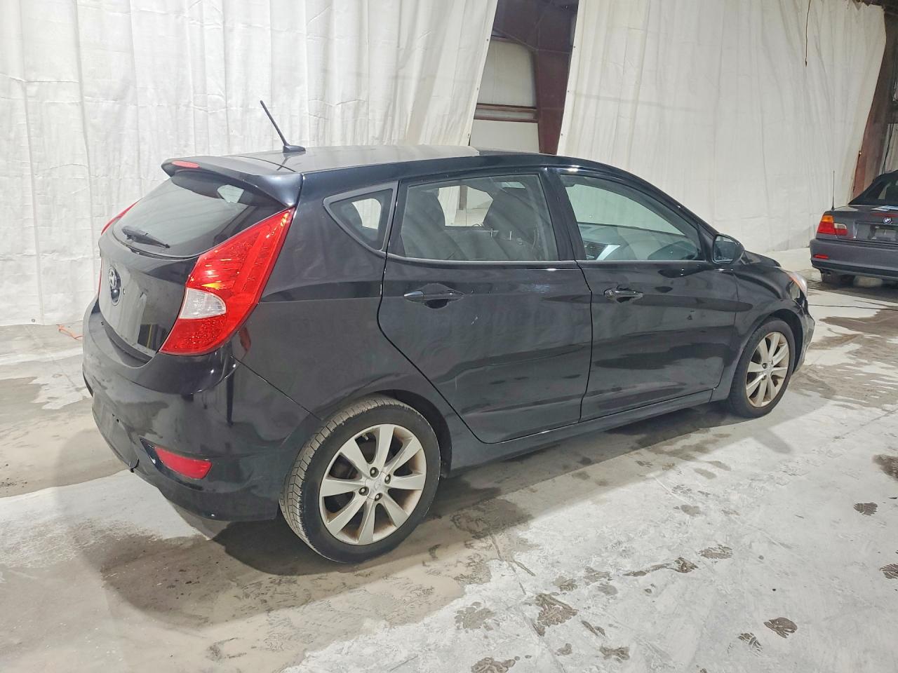 2012 Hyundai Accent Se Black vin: KMHCU5AE4CU025243