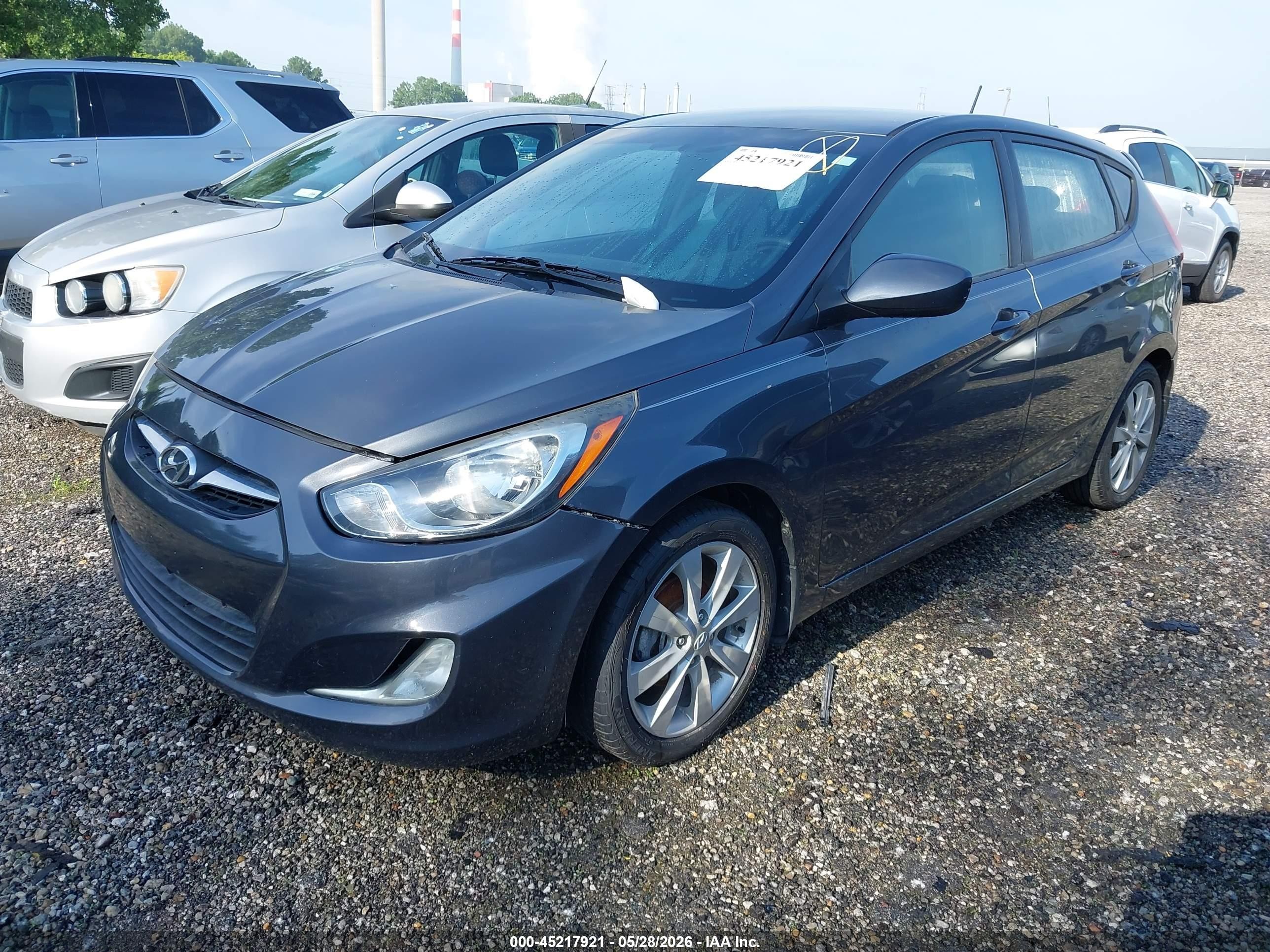2012 Hyundai Accent Se Gray vin: KMHCU5AE4CU031866