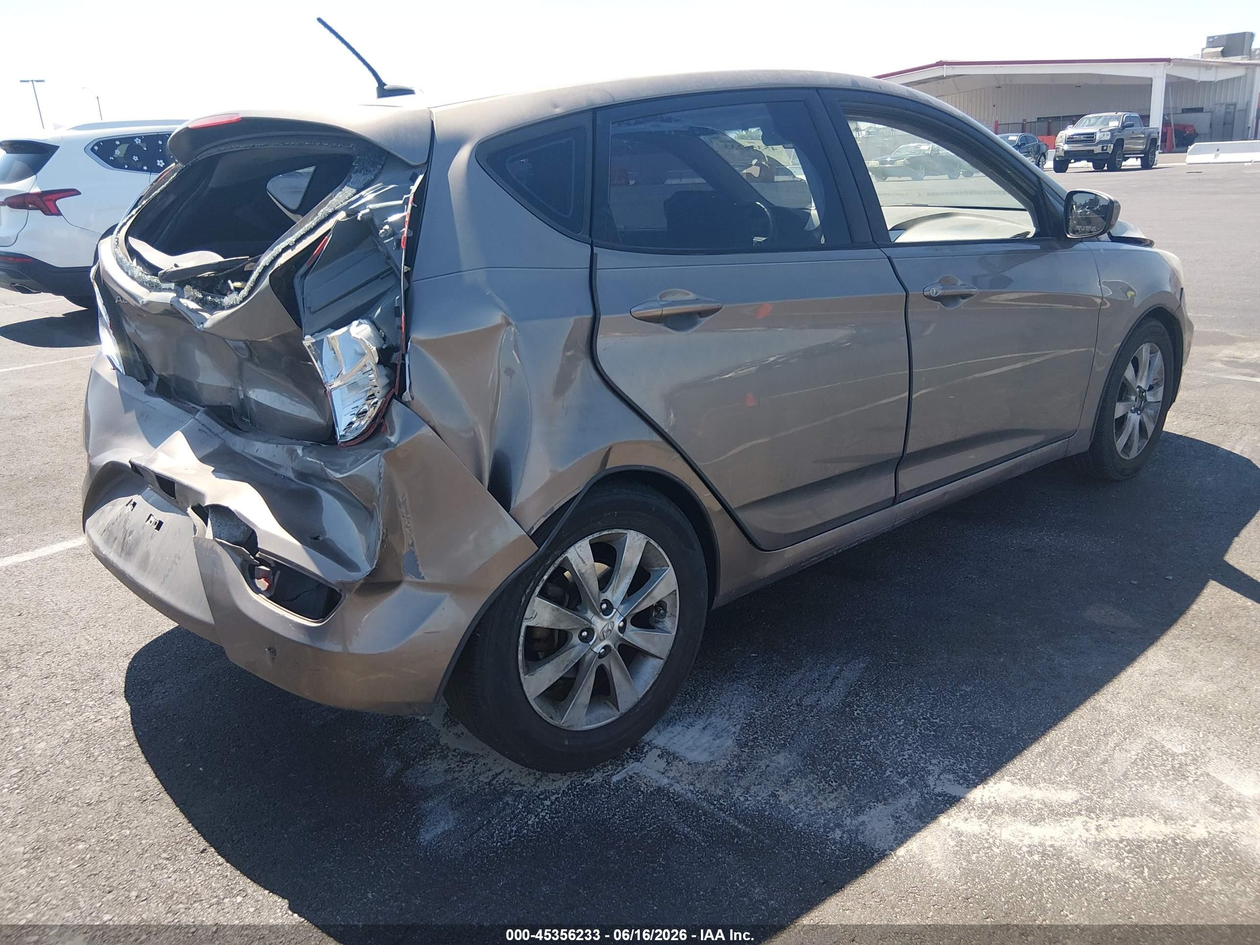 2012 Hyundai Accent Se Gray vin: KMHCU5AE4CU049719