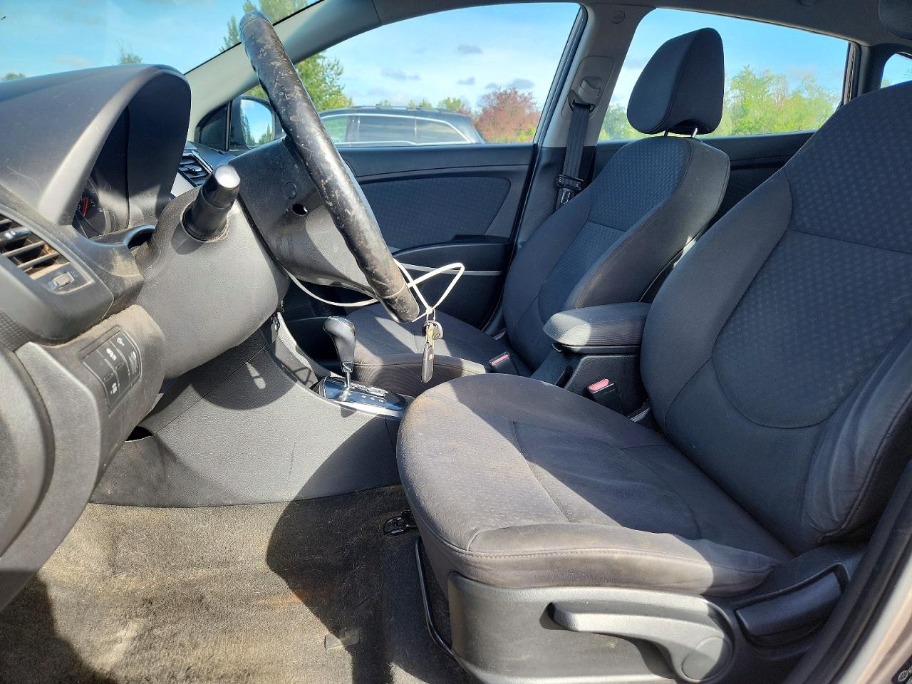 2012 Hyundai Accent Se Серый vin: KMHCU5AE4CU053687