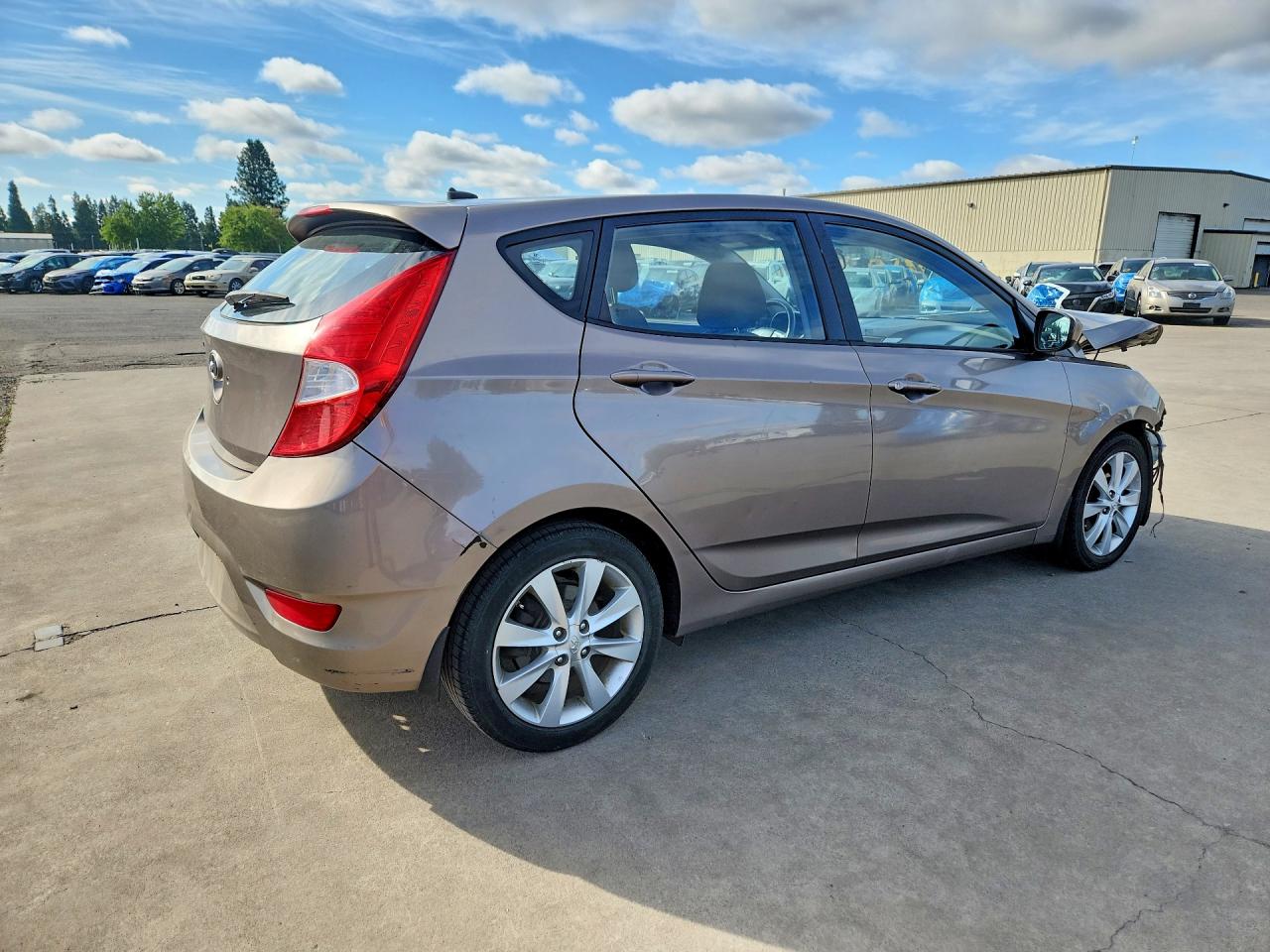 2012 Hyundai Accent Se Серый vin: KMHCU5AE4CU053687