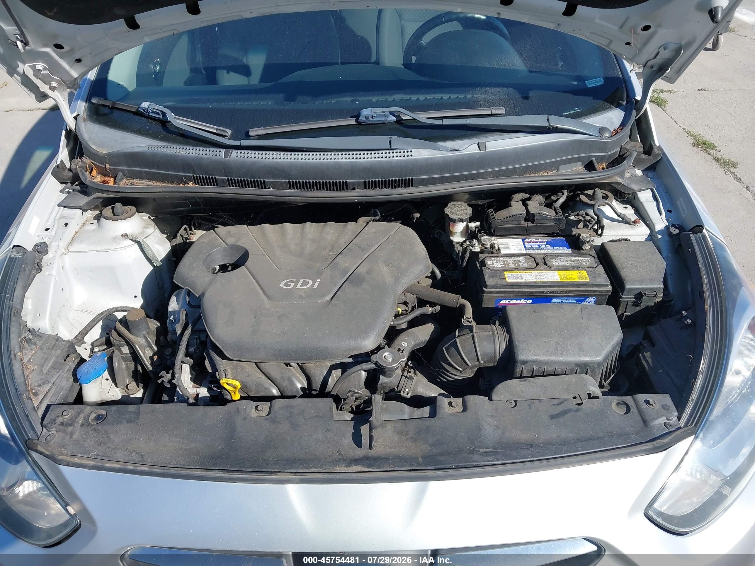 2013 Hyundai Accent Se Silver vin: KMHCU5AE4DU064805