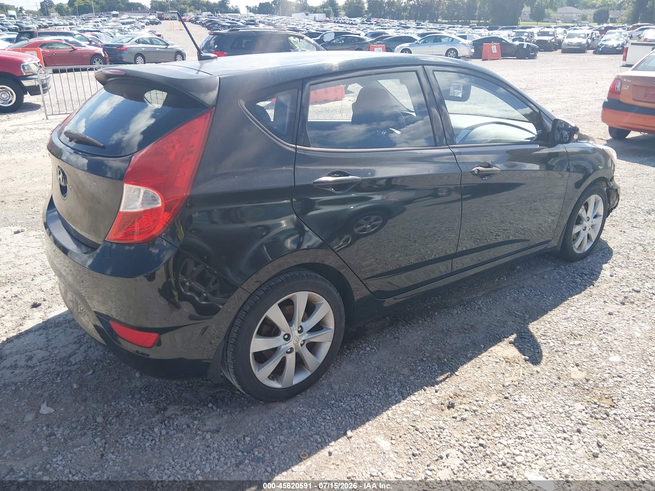 2013 Hyundai Accent Se Black vin: KMHCU5AE4DU075061