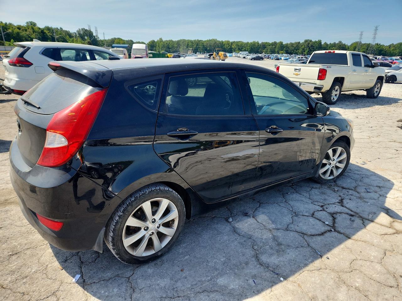 2013 Hyundai Accent Se Черный vin: KMHCU5AE4DU087999