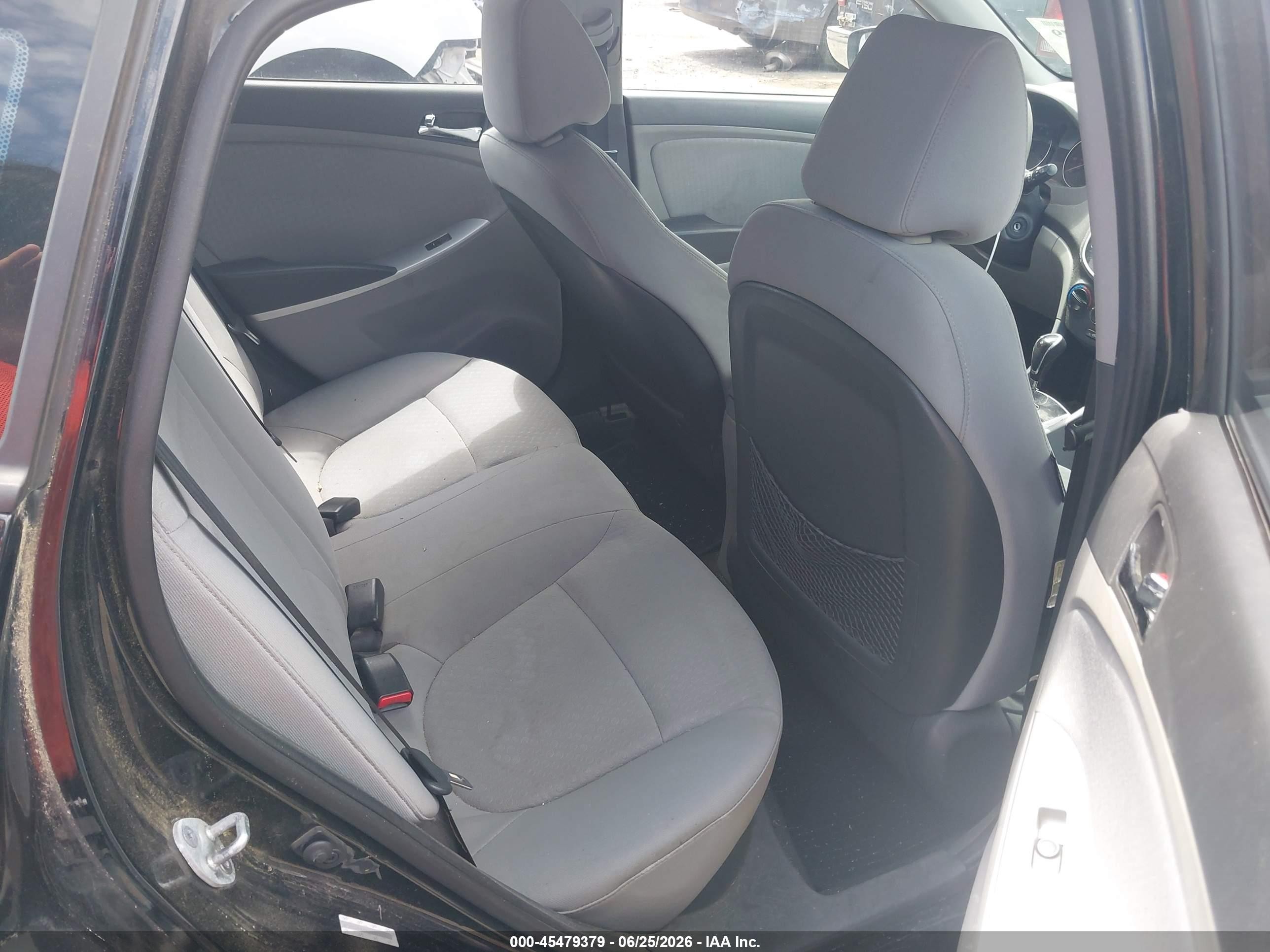 2013 Hyundai Accent Se Black vin: KMHCU5AE4DU090692