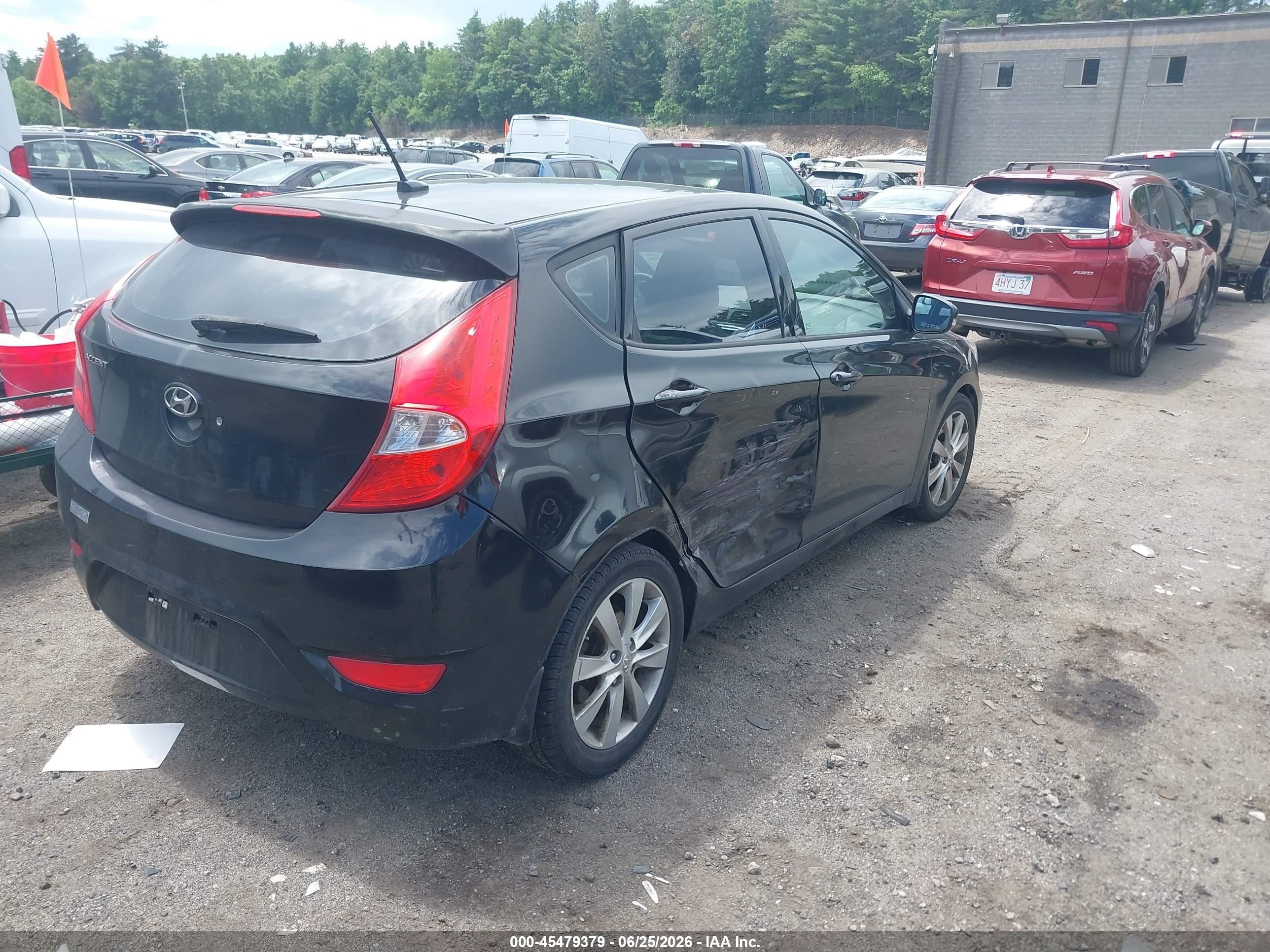 2013 Hyundai Accent Se Black vin: KMHCU5AE4DU090692