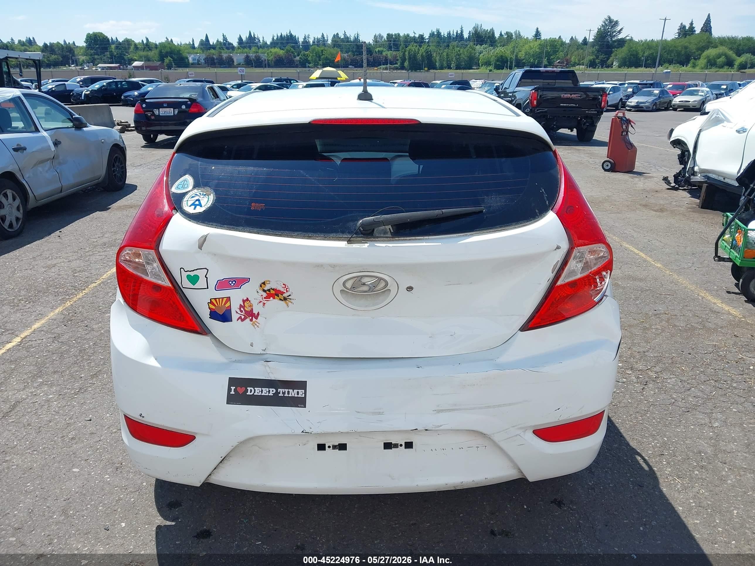2014 Hyundai Accent Se White vin: KMHCU5AE4EU144655