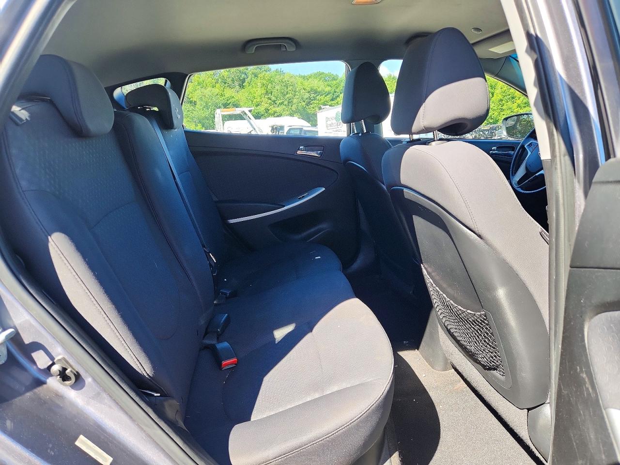 2014 Hyundai Accent Se Gray vin: KMHCU5AE4EU168115