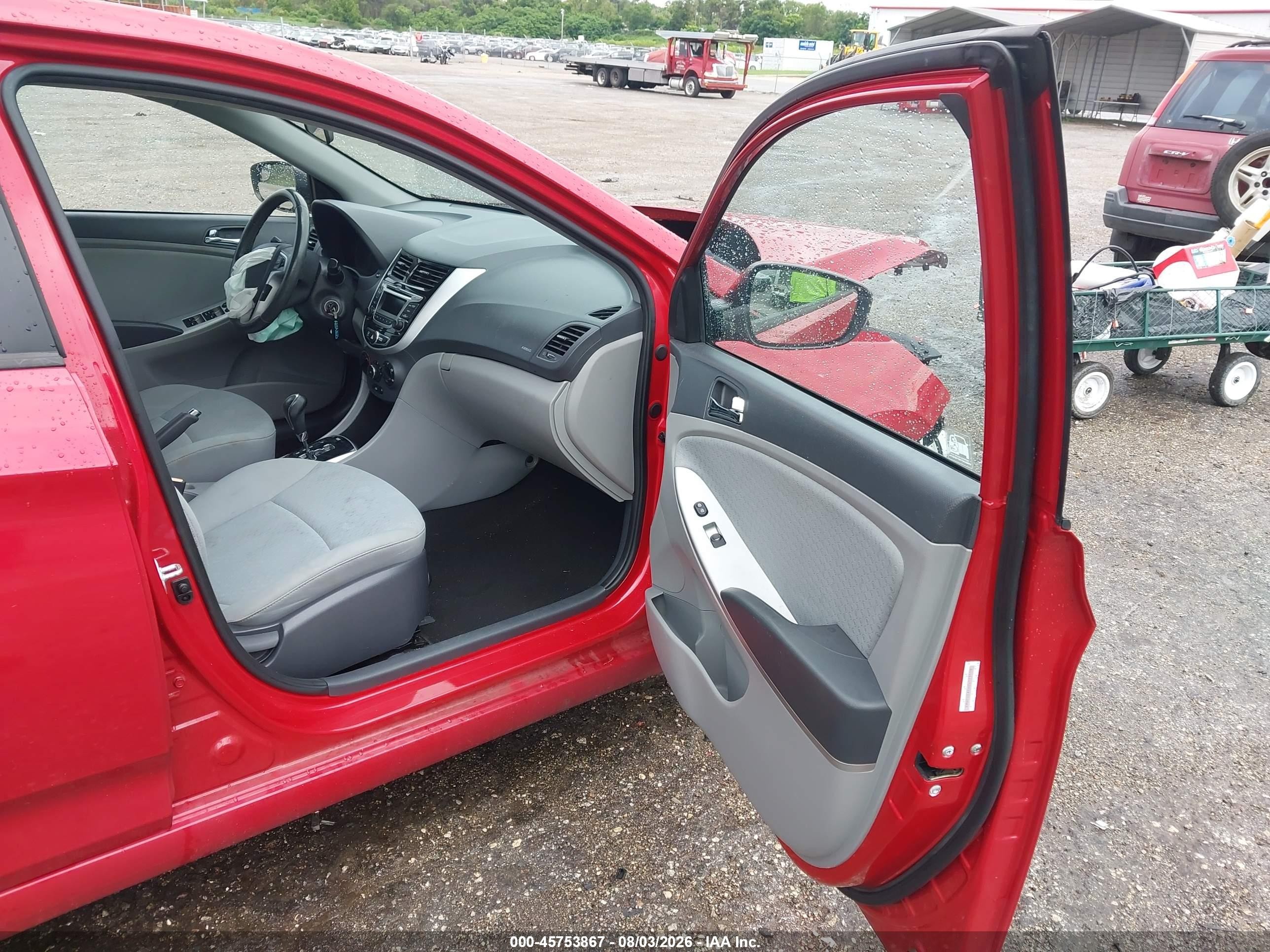 2014 Hyundai Accent Se Red vin: KMHCU5AE4EU173119