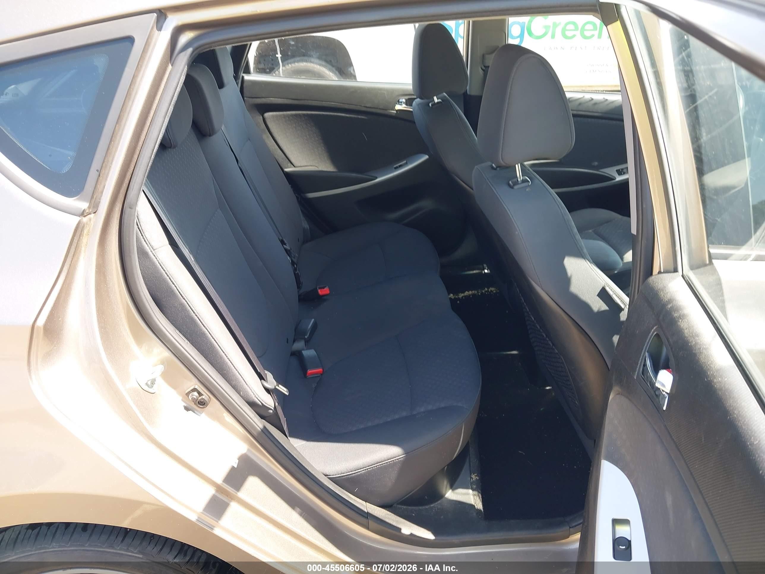 2014 Hyundai Accent Se Gray vin: KMHCU5AE4EU182838
