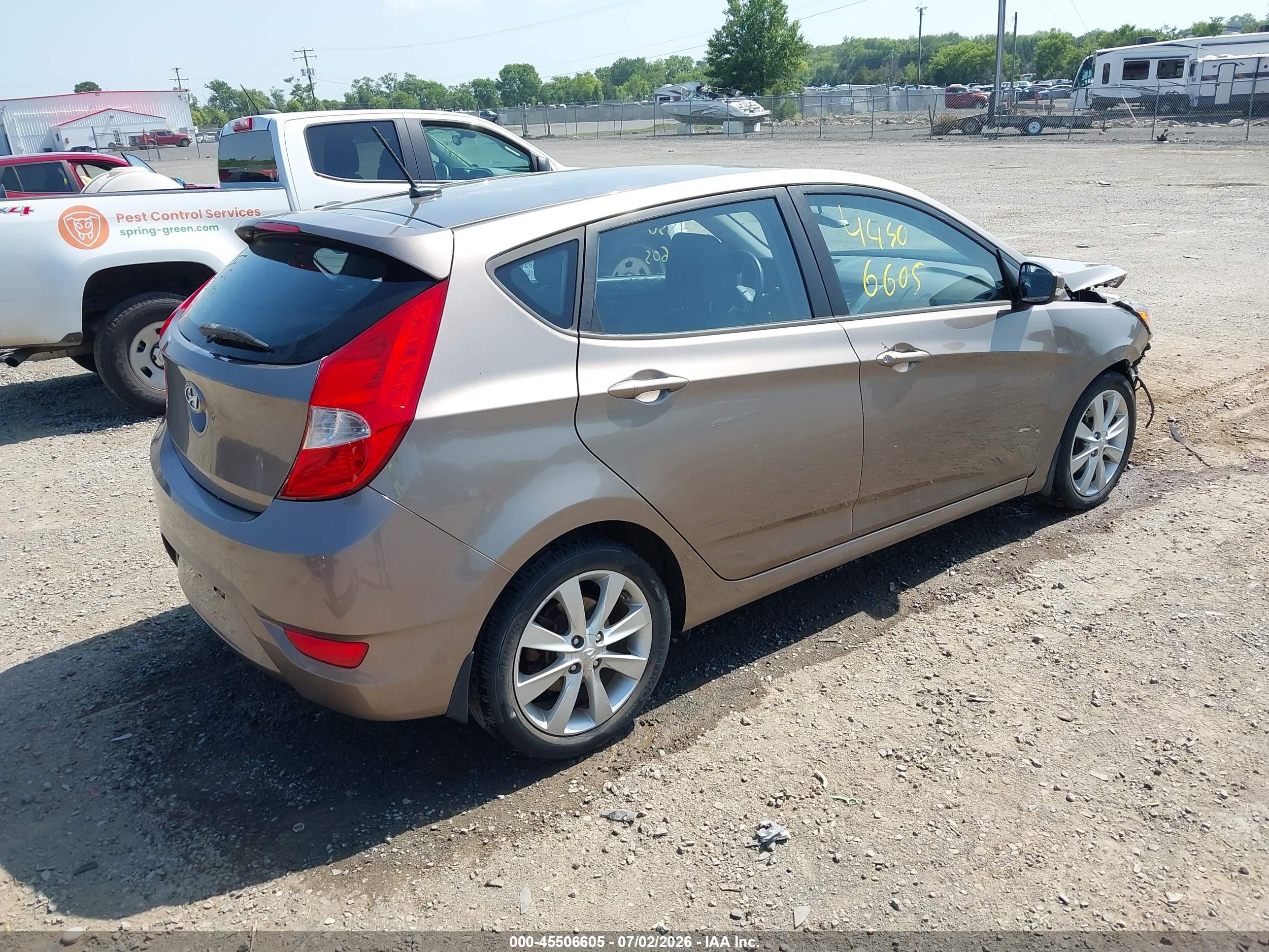 2014 Hyundai Accent Se Gray vin: KMHCU5AE4EU182838