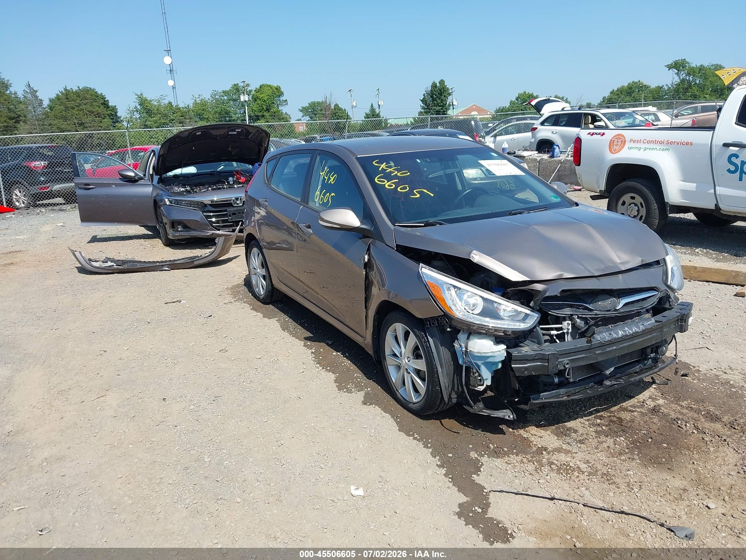 2014 Hyundai Accent Se Gray vin: KMHCU5AE4EU182838