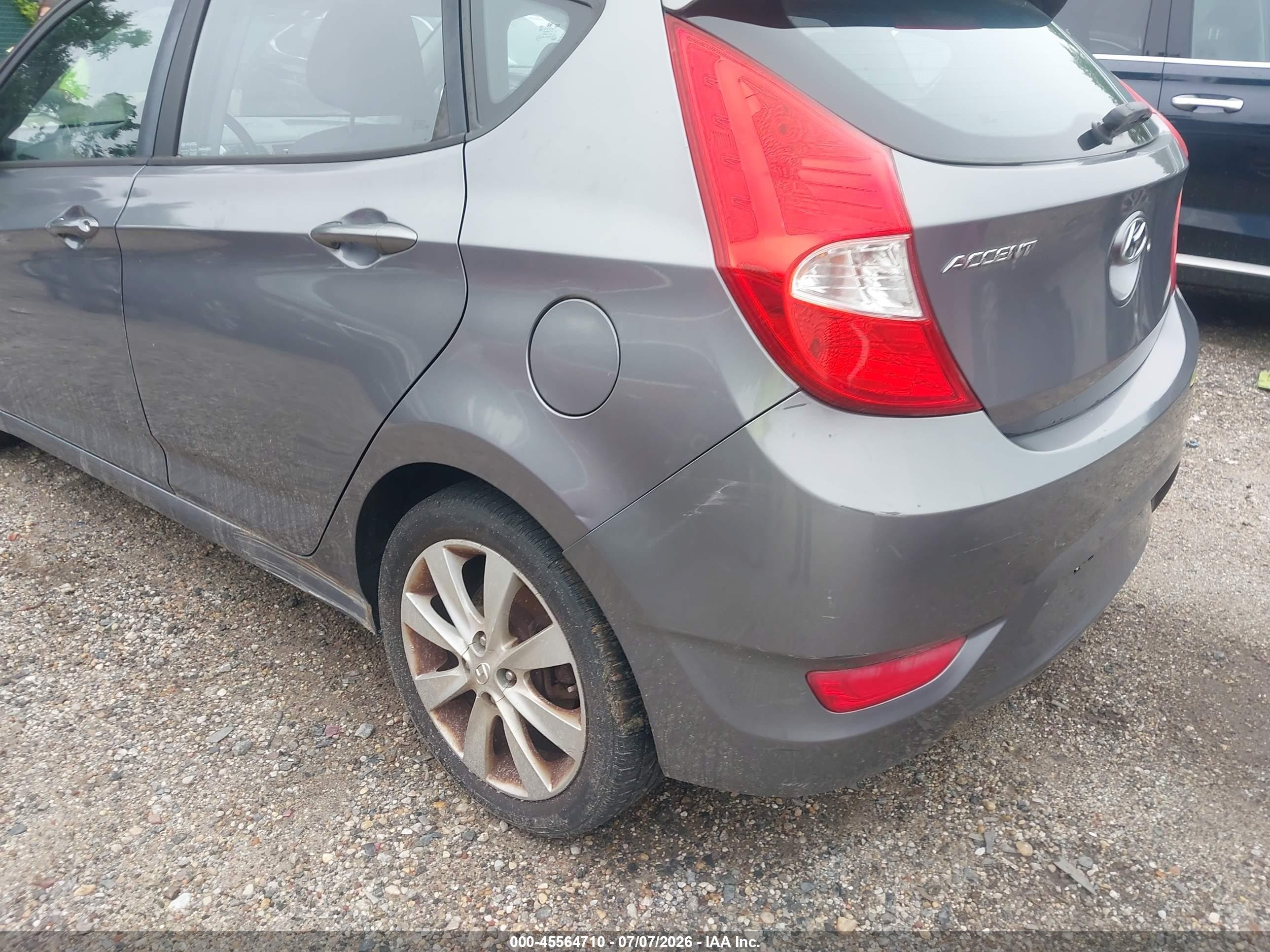 2014 Hyundai Accent Se Gray vin: KMHCU5AE4EU188879