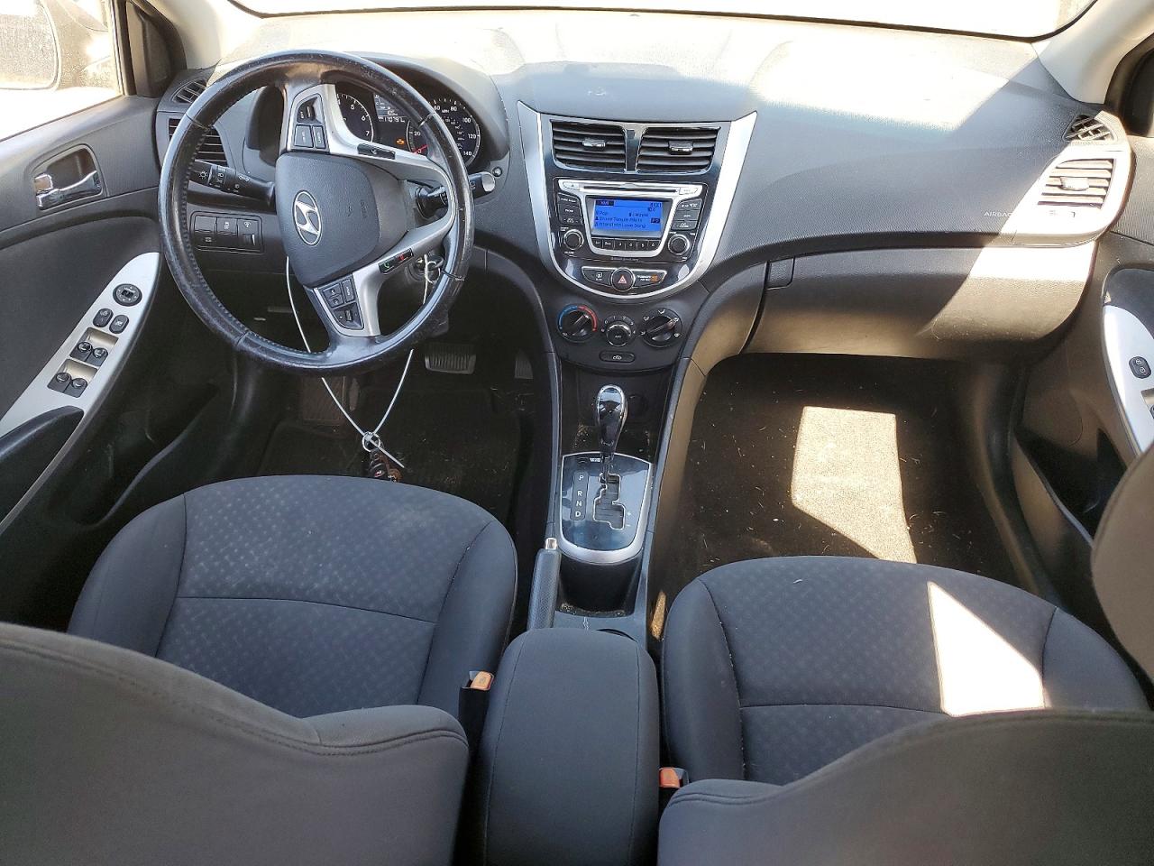 2014 Hyundai Accent Se Black vin: KMHCU5AE4EU196013