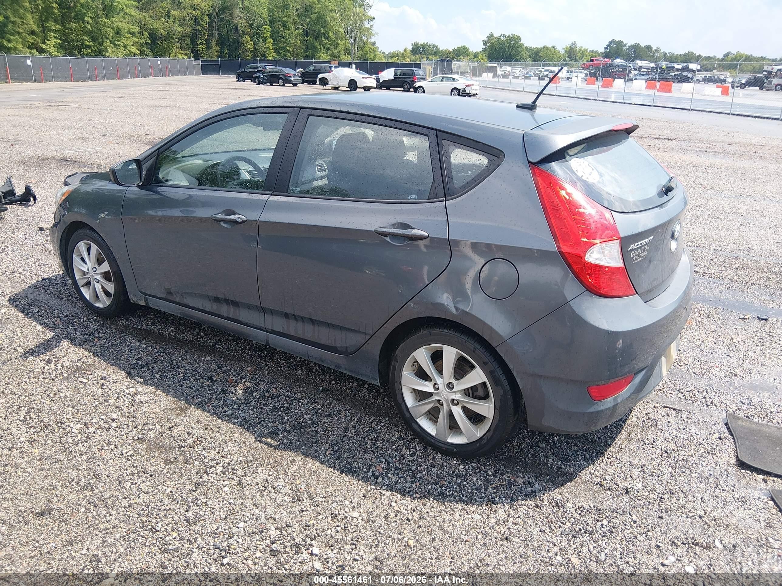 2012 Hyundai Accent Se Gray vin: KMHCU5AE5CU005390