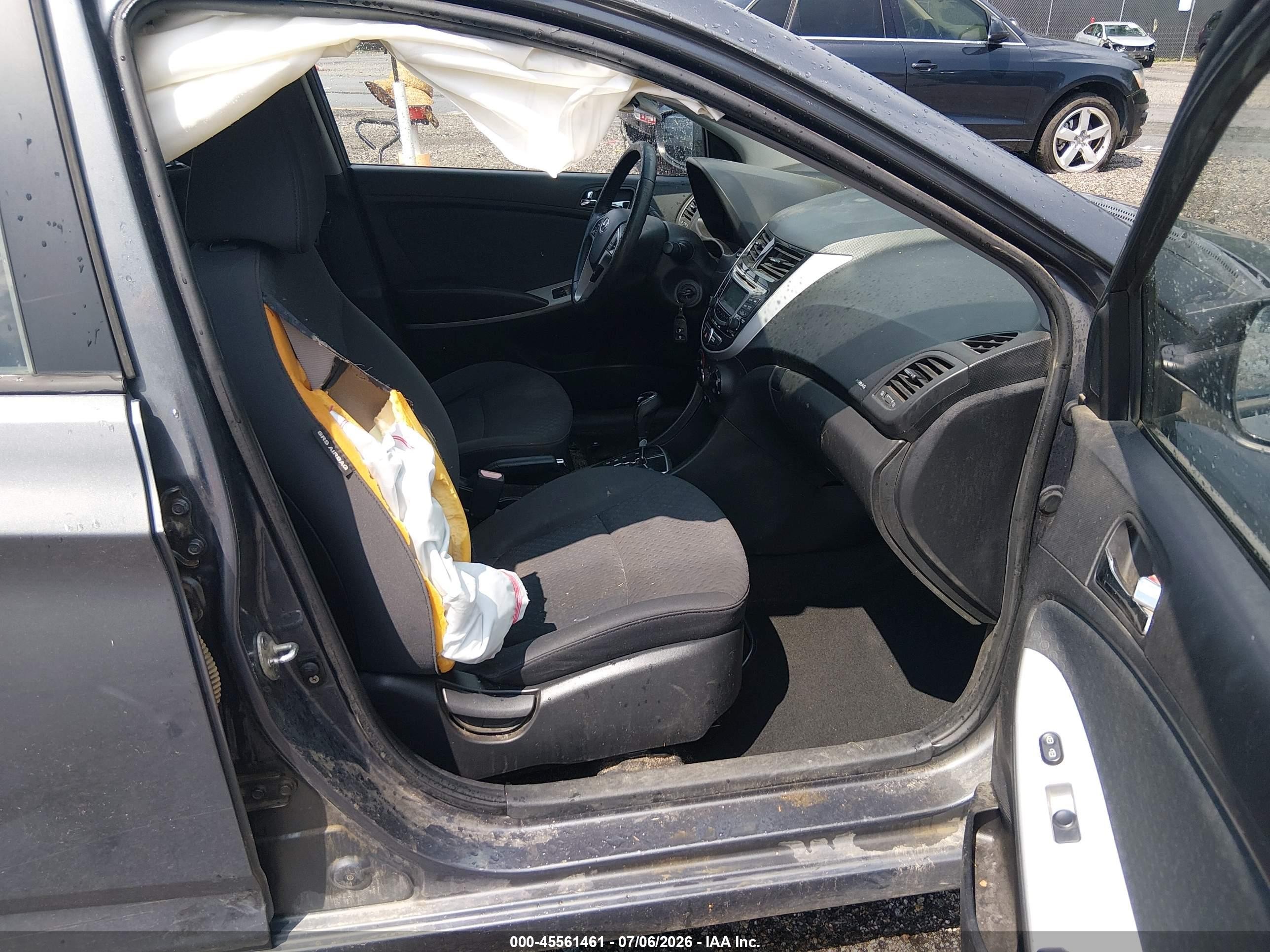 2012 Hyundai Accent Se Gray vin: KMHCU5AE5CU005390