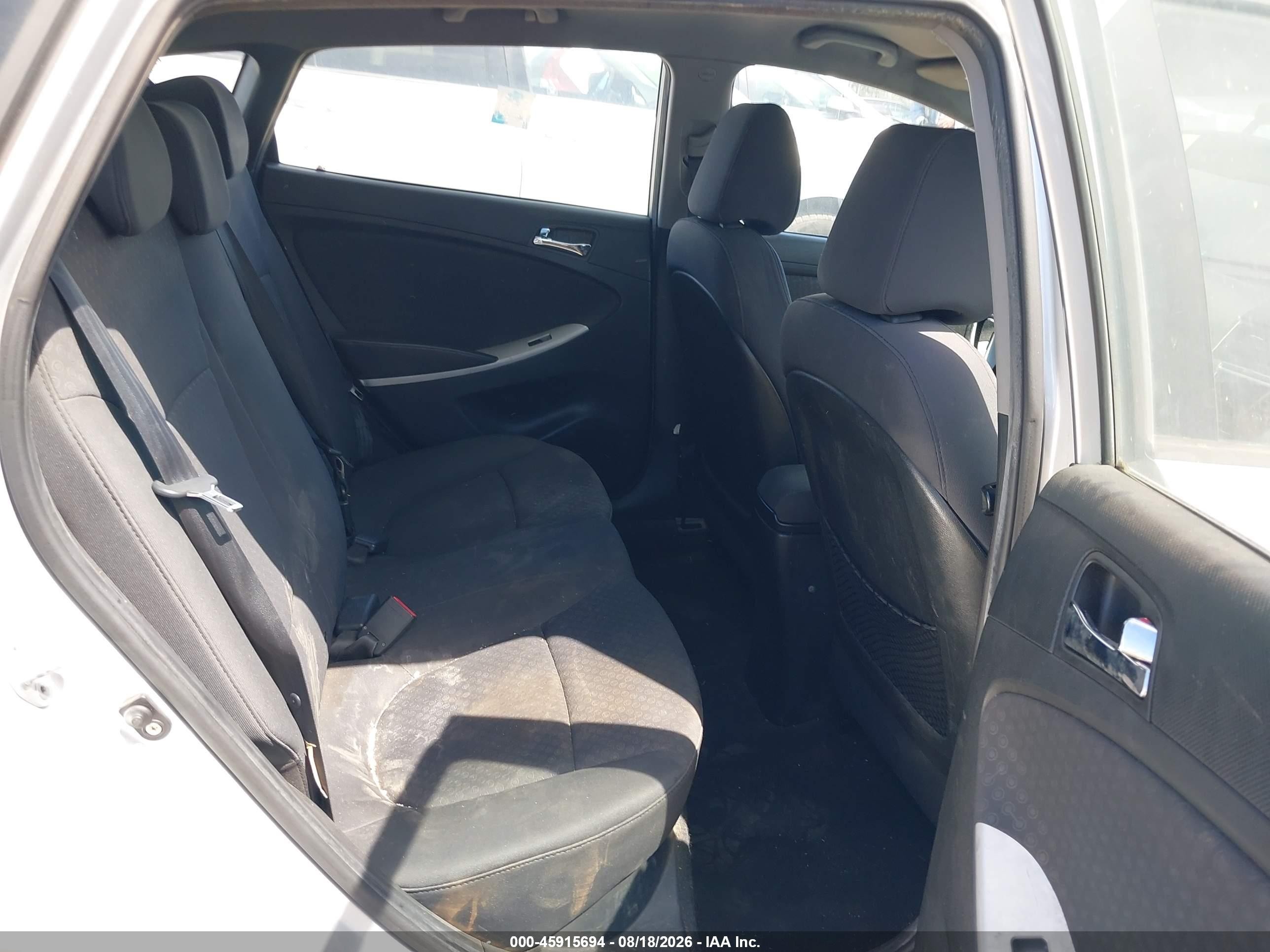 2012 Hyundai Accent Se Silver vin: KMHCU5AE5CU021959