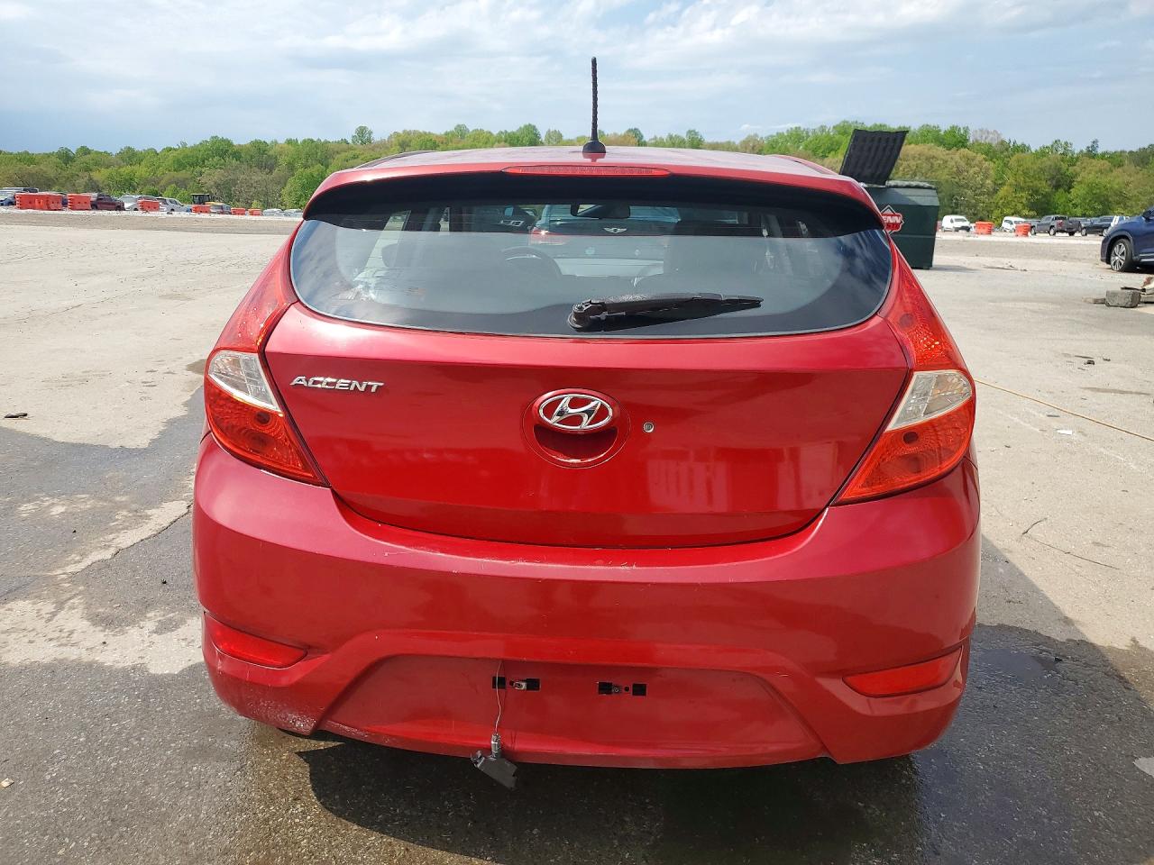 2013 Hyundai Accent Se Red vin: KMHCU5AE5DU069351