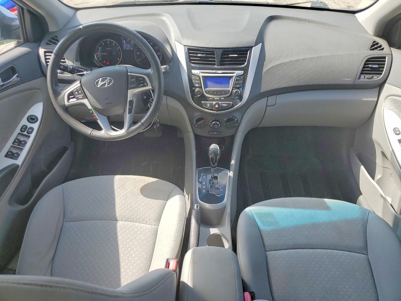 2013 Hyundai Accent Se Blue vin: KMHCU5AE5DU074873