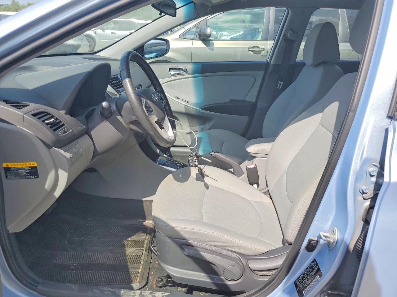 2013 Hyundai Accent Se Blue vin: KMHCU5AE5DU074873