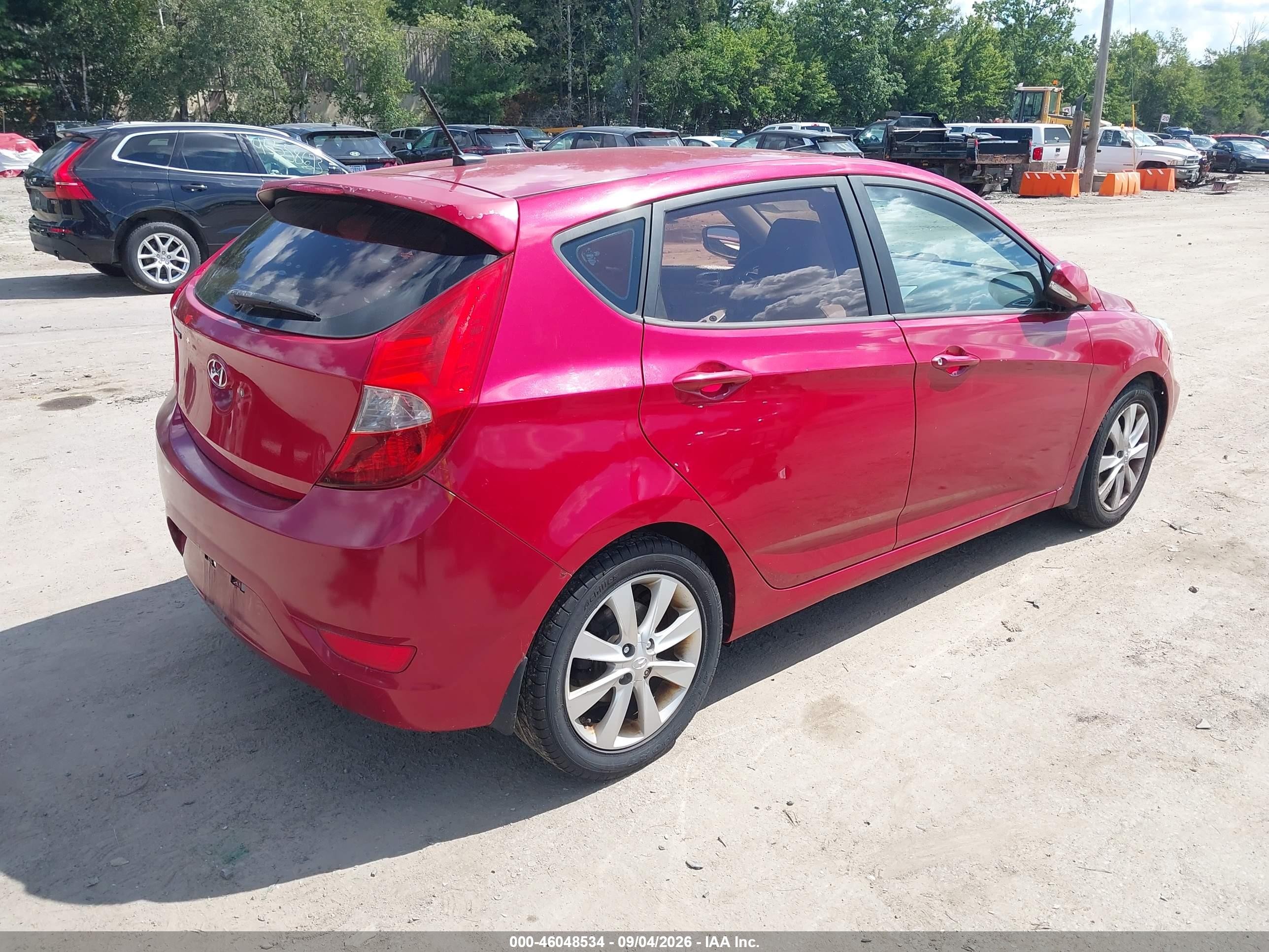 2013 Hyundai Accent Se Красный vin: KMHCU5AE5DU075103