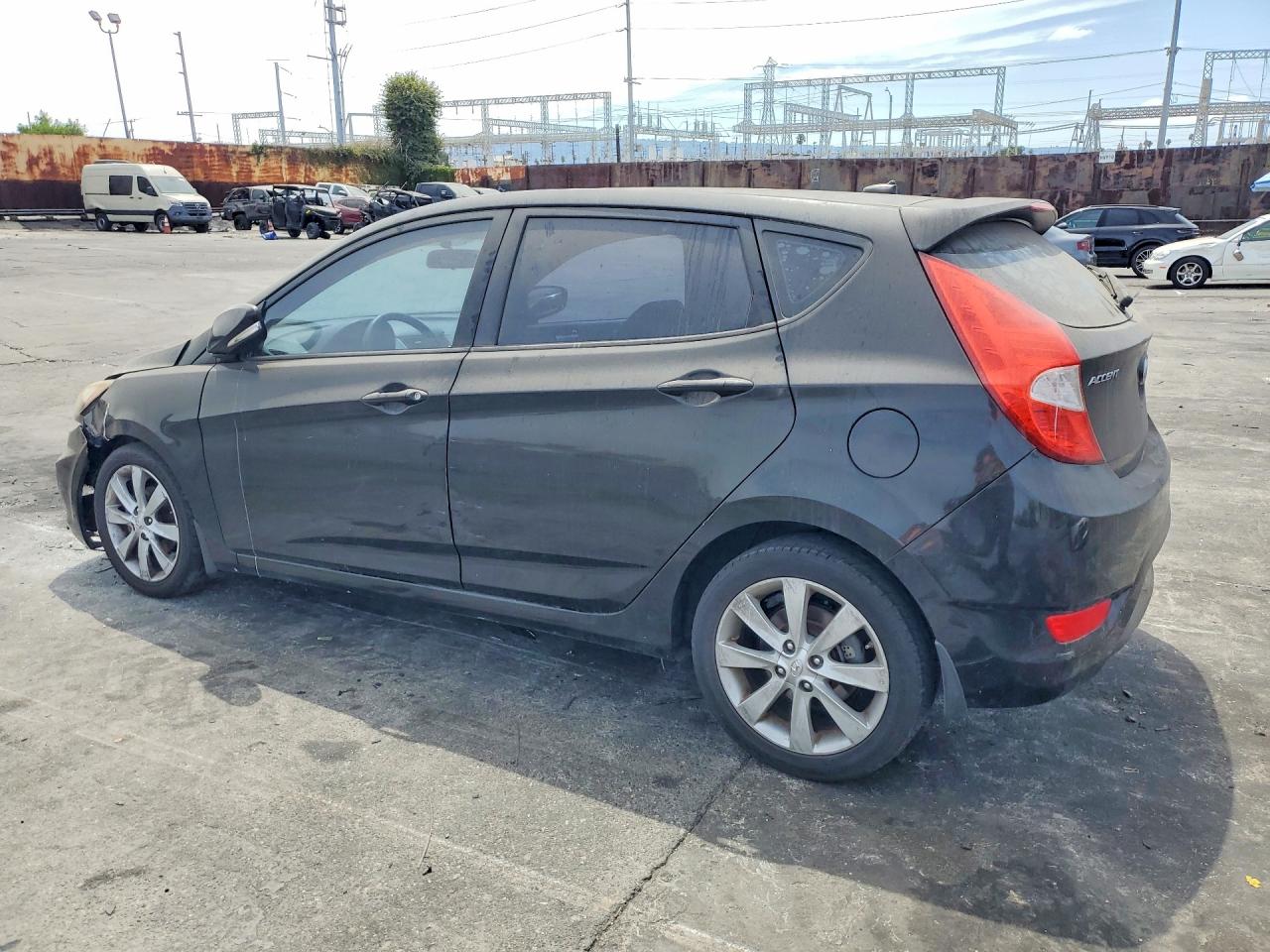 2013 Hyundai Accent Se Black vin: KMHCU5AE5DU106043